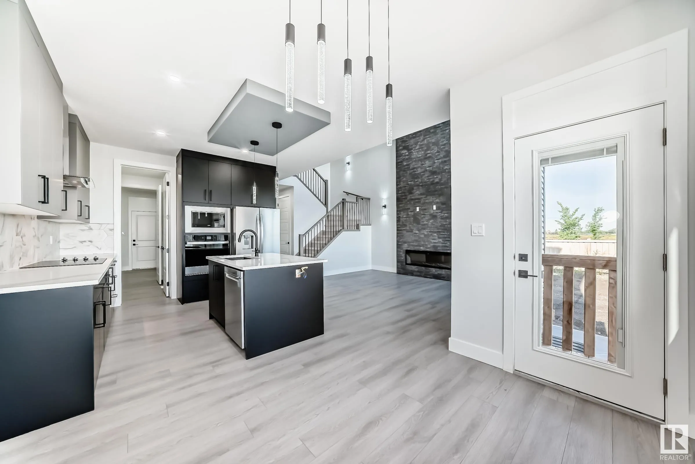 4 Edgefield Way