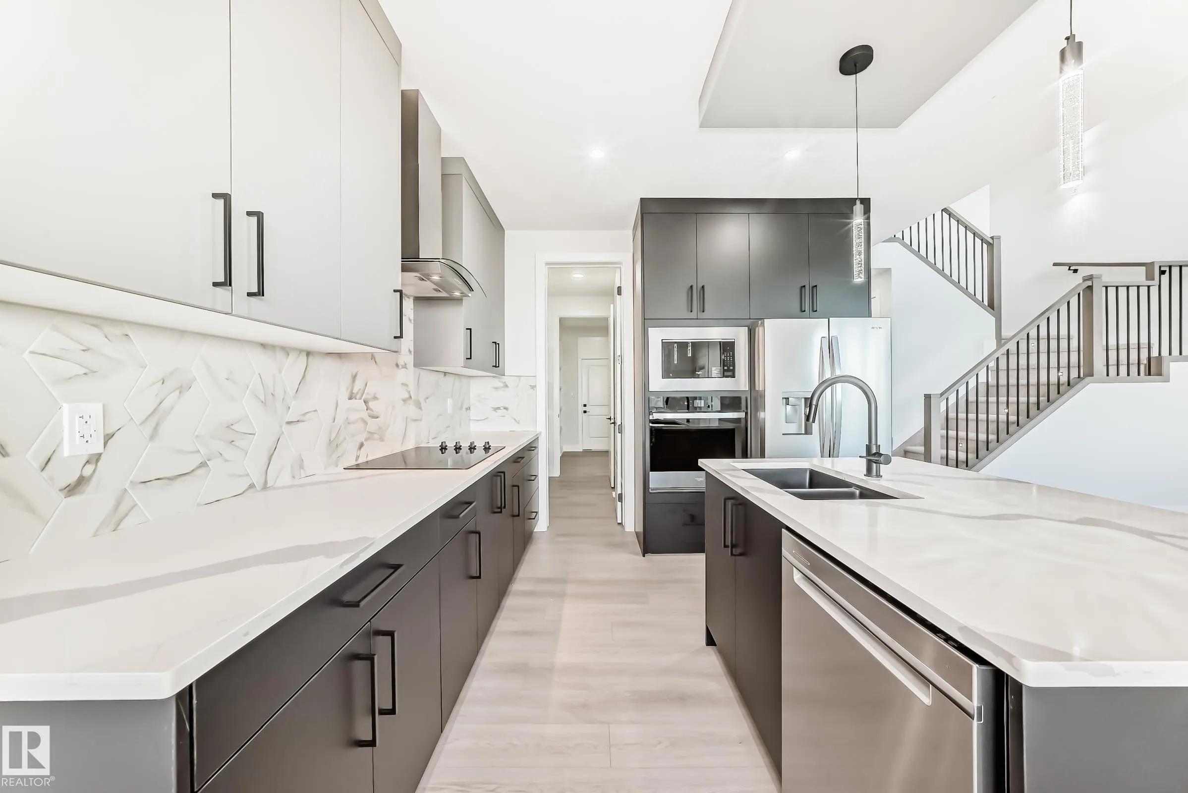 4 Edgefield Way