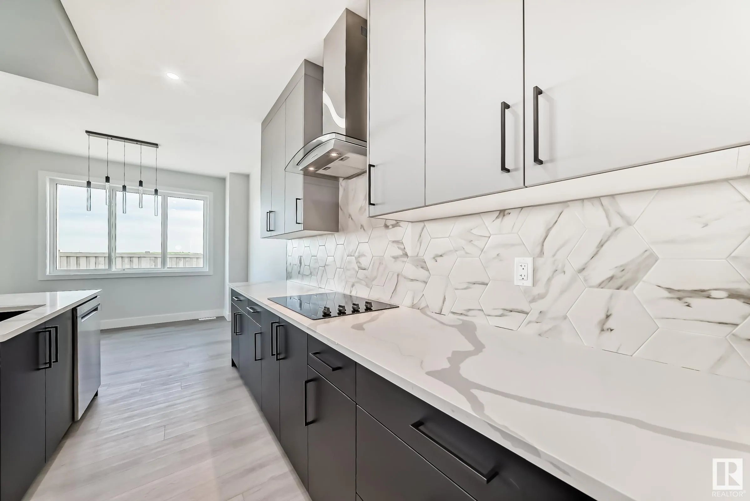 4 Edgefield Way