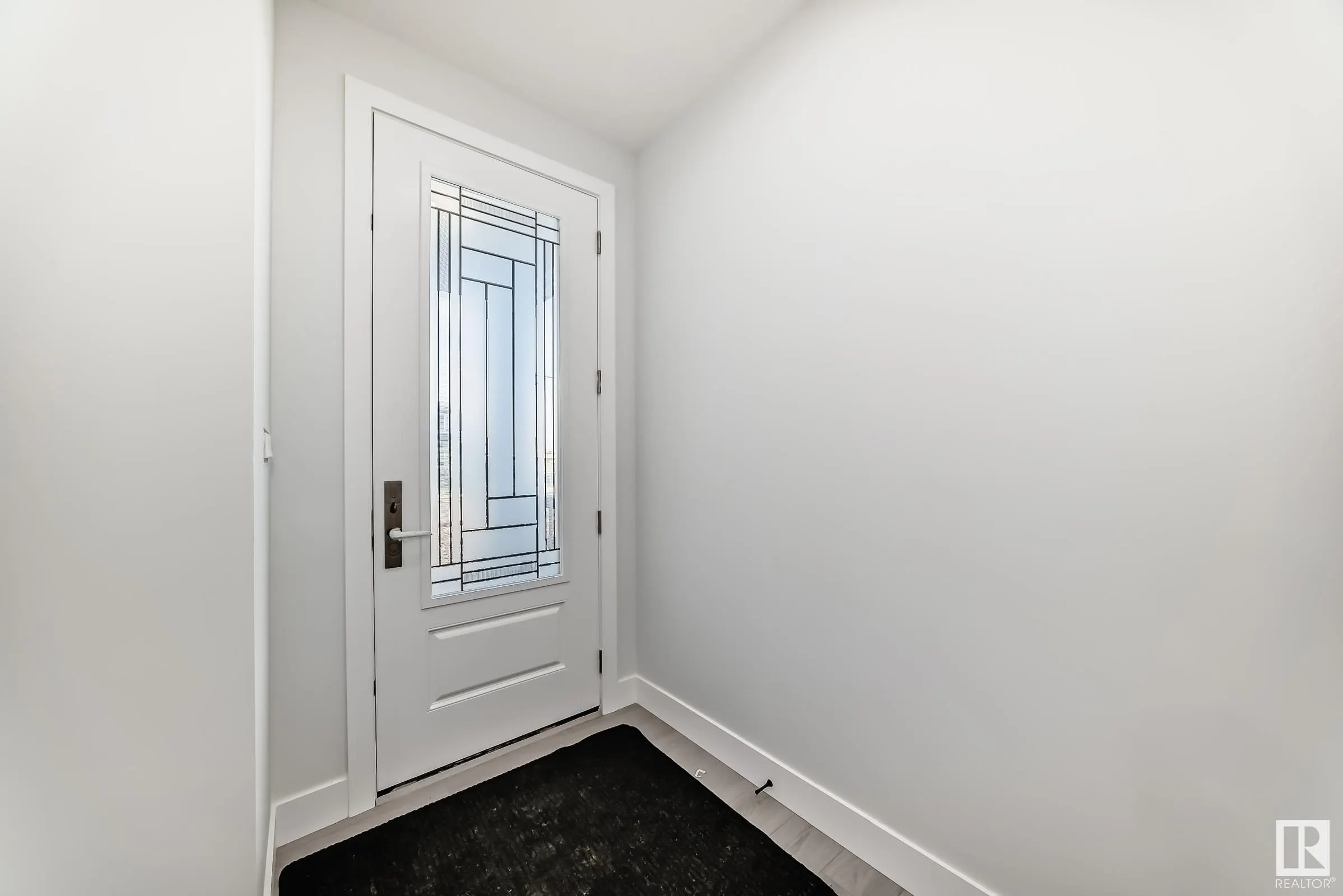 4 Edgefield Way