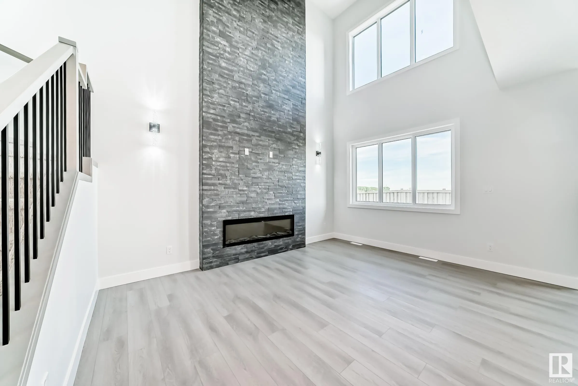 4 Edgefield Way