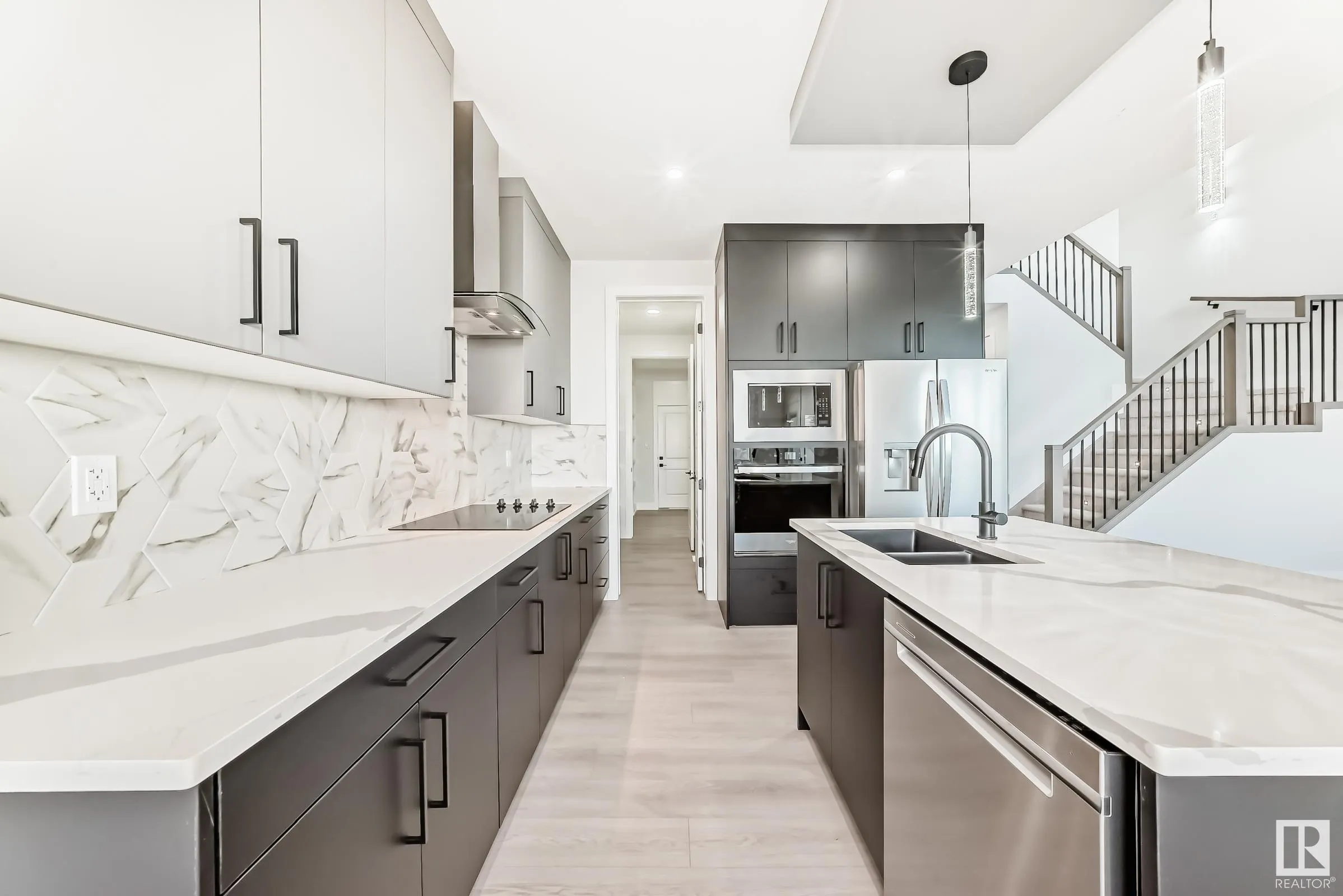 4 Edgefield Way