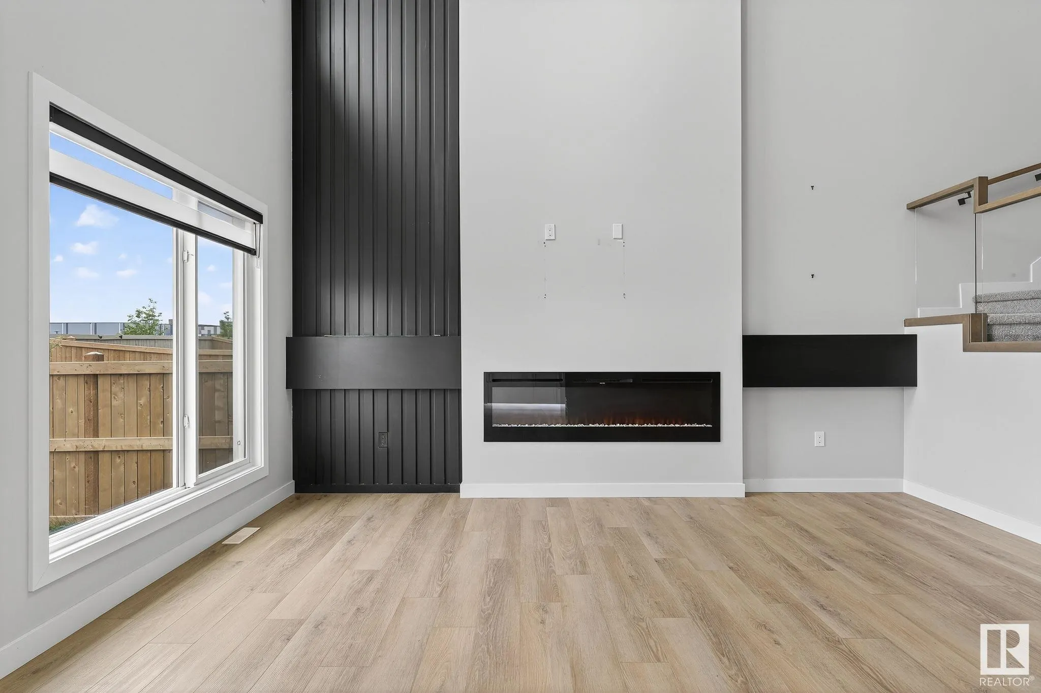 5323 KIMBALL Place