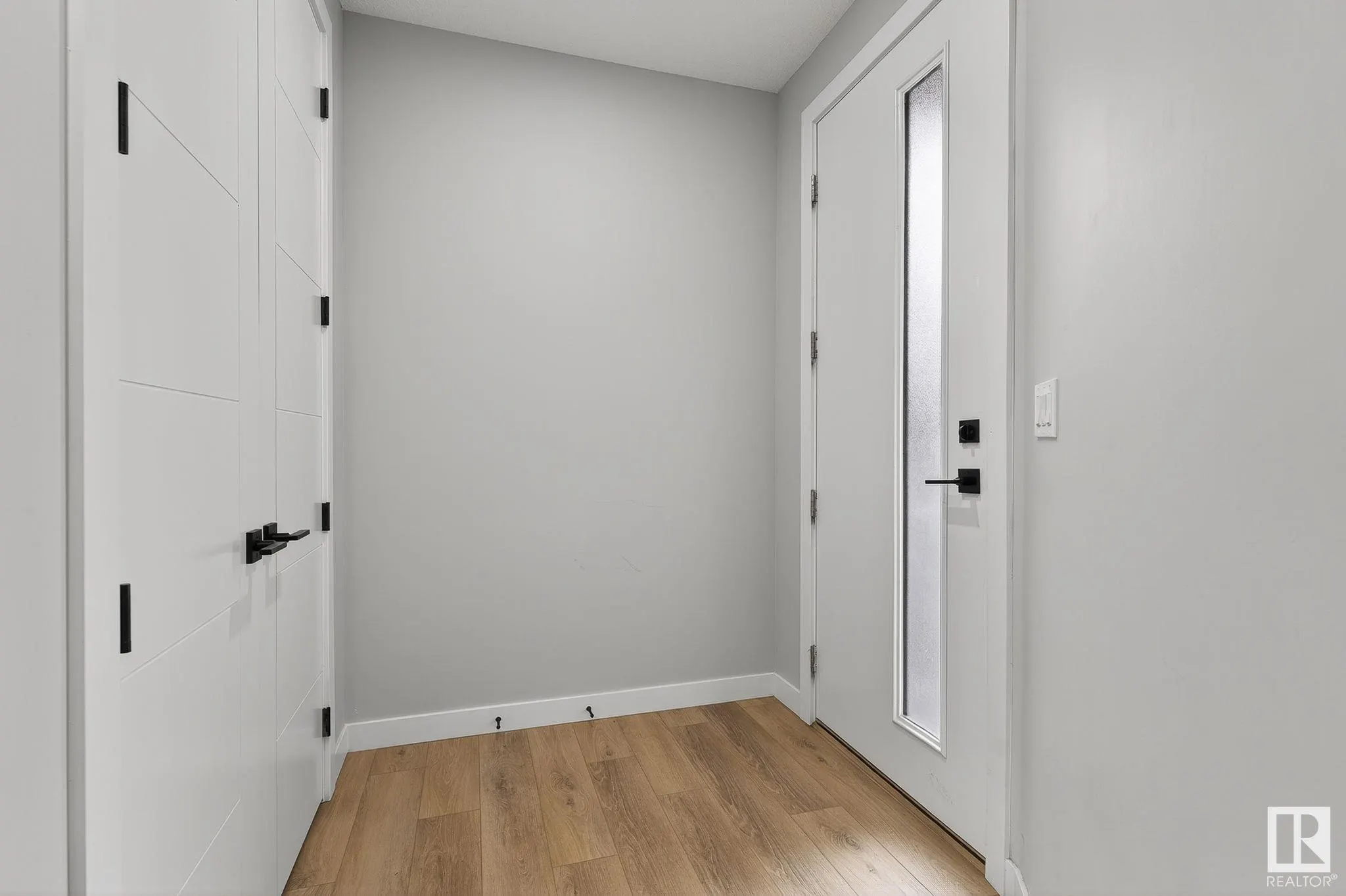 5323 KIMBALL Place