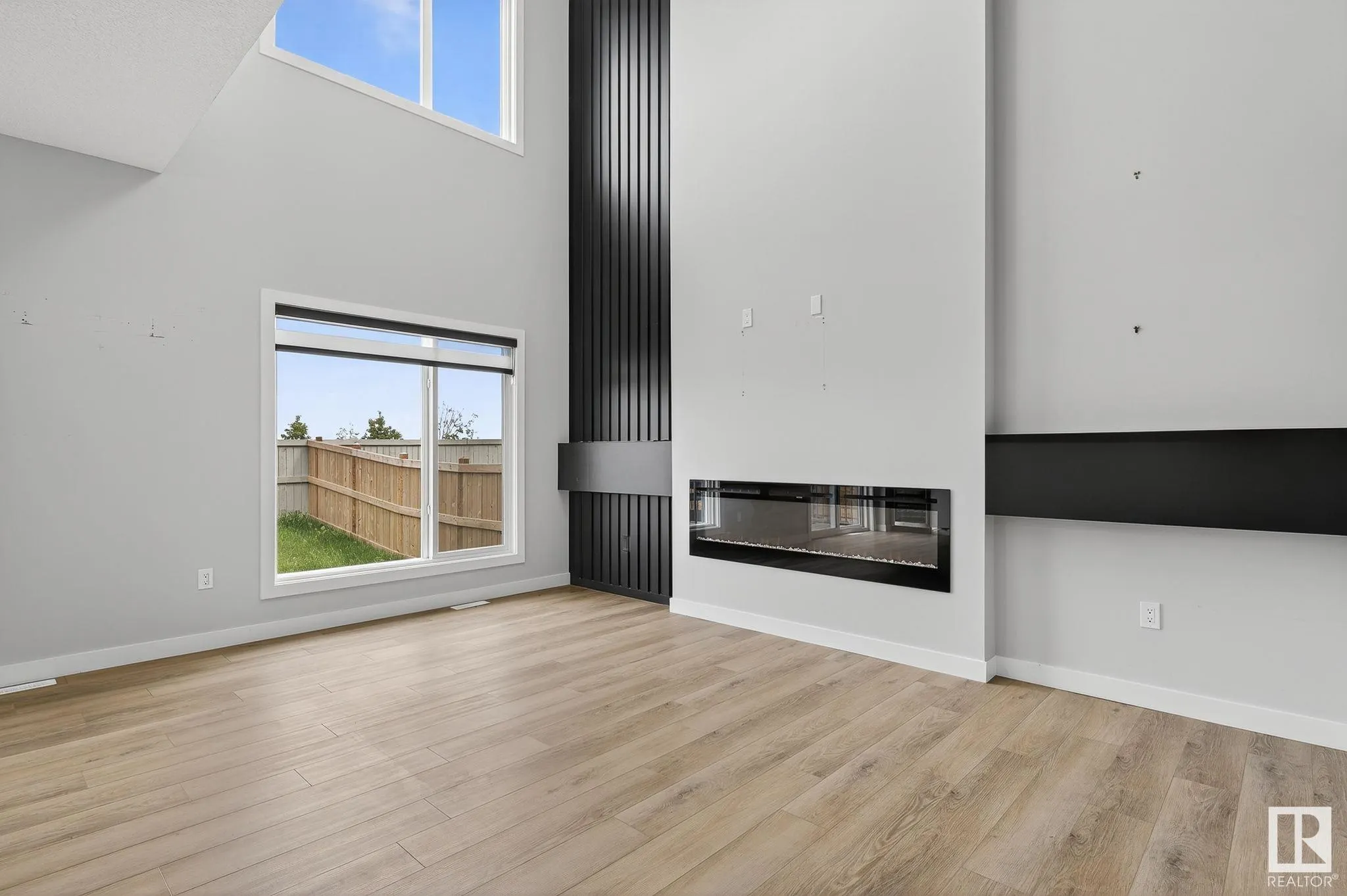5323 KIMBALL Place