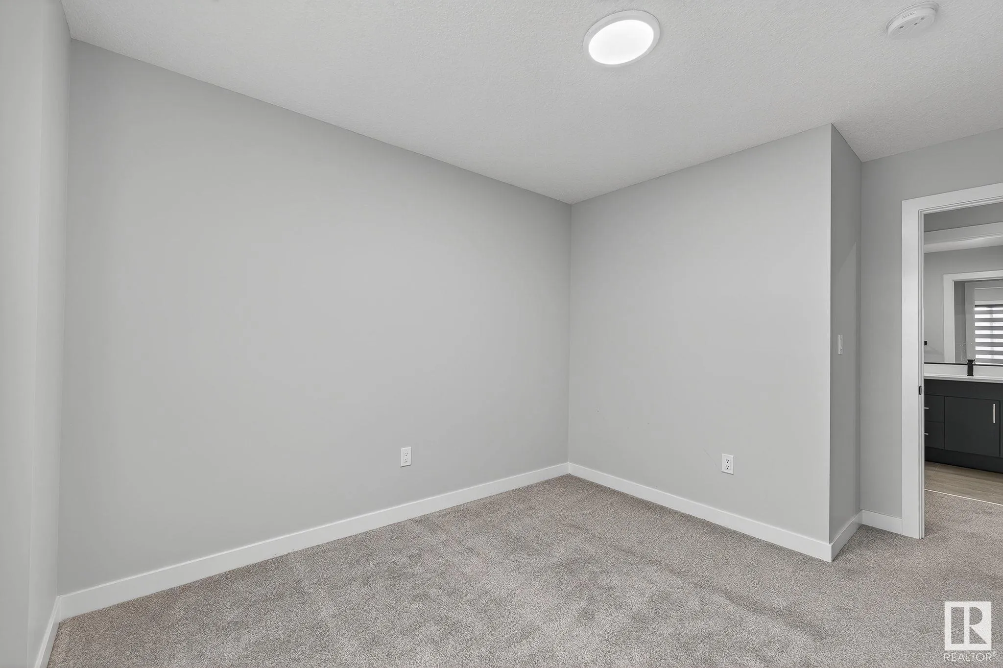 5323 KIMBALL Place