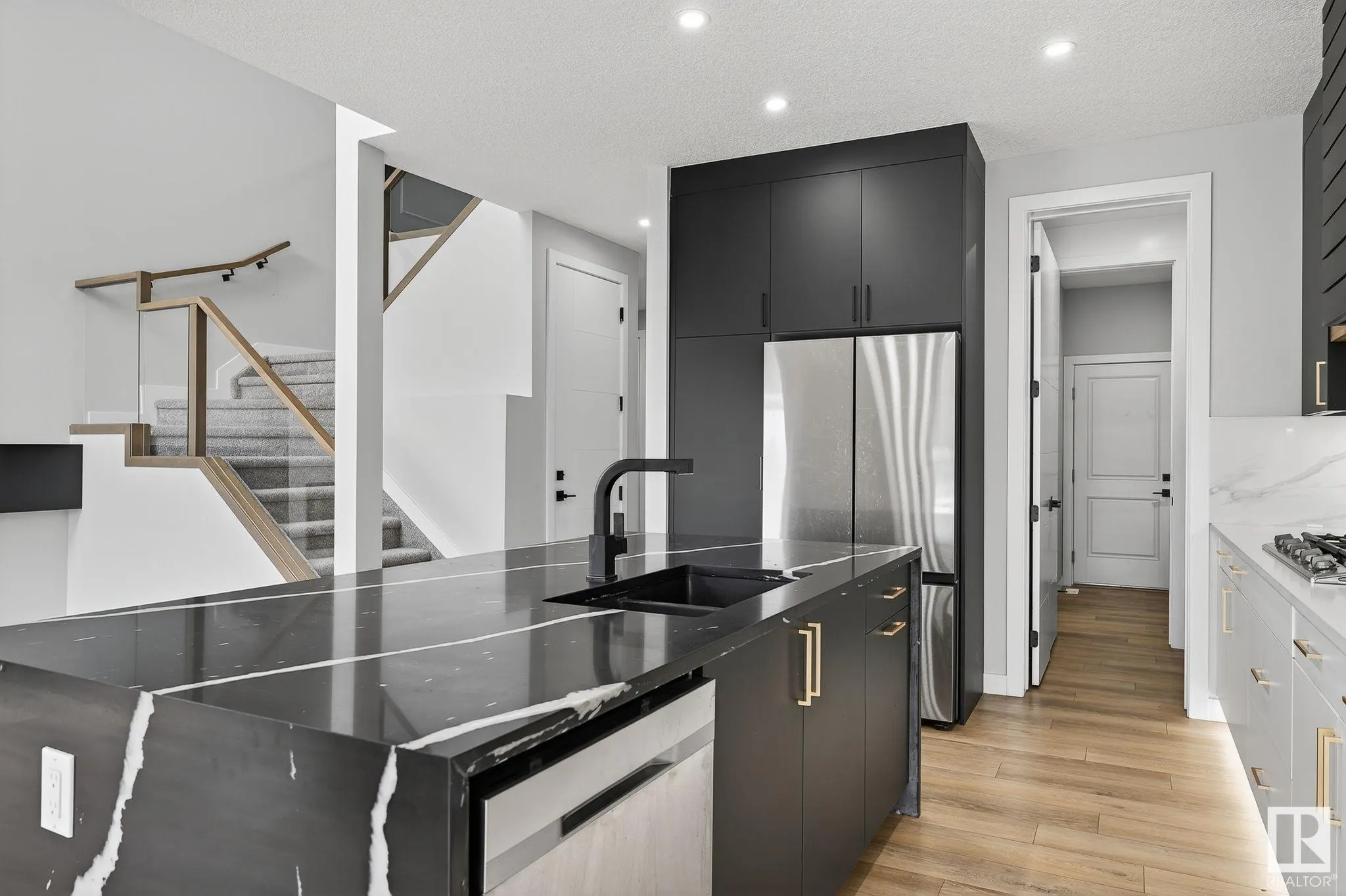 5323 KIMBALL Place