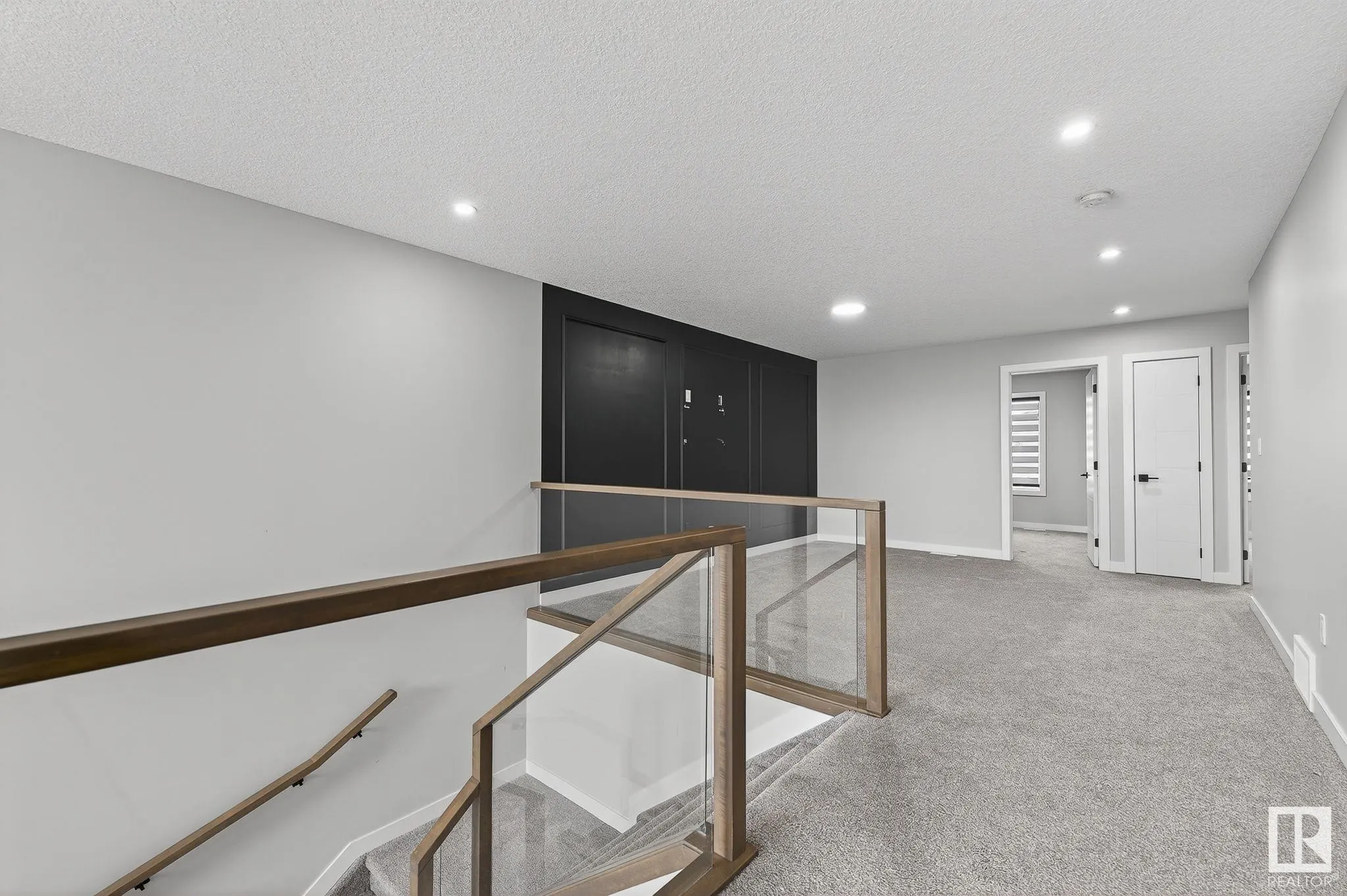 5323 KIMBALL Place