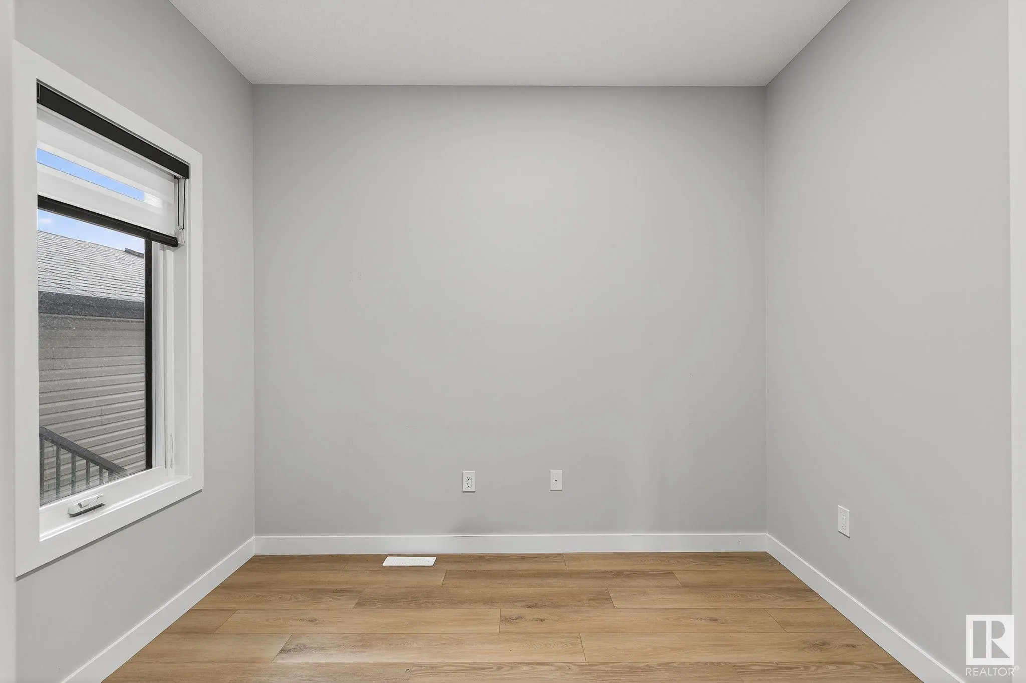 5323 KIMBALL Place