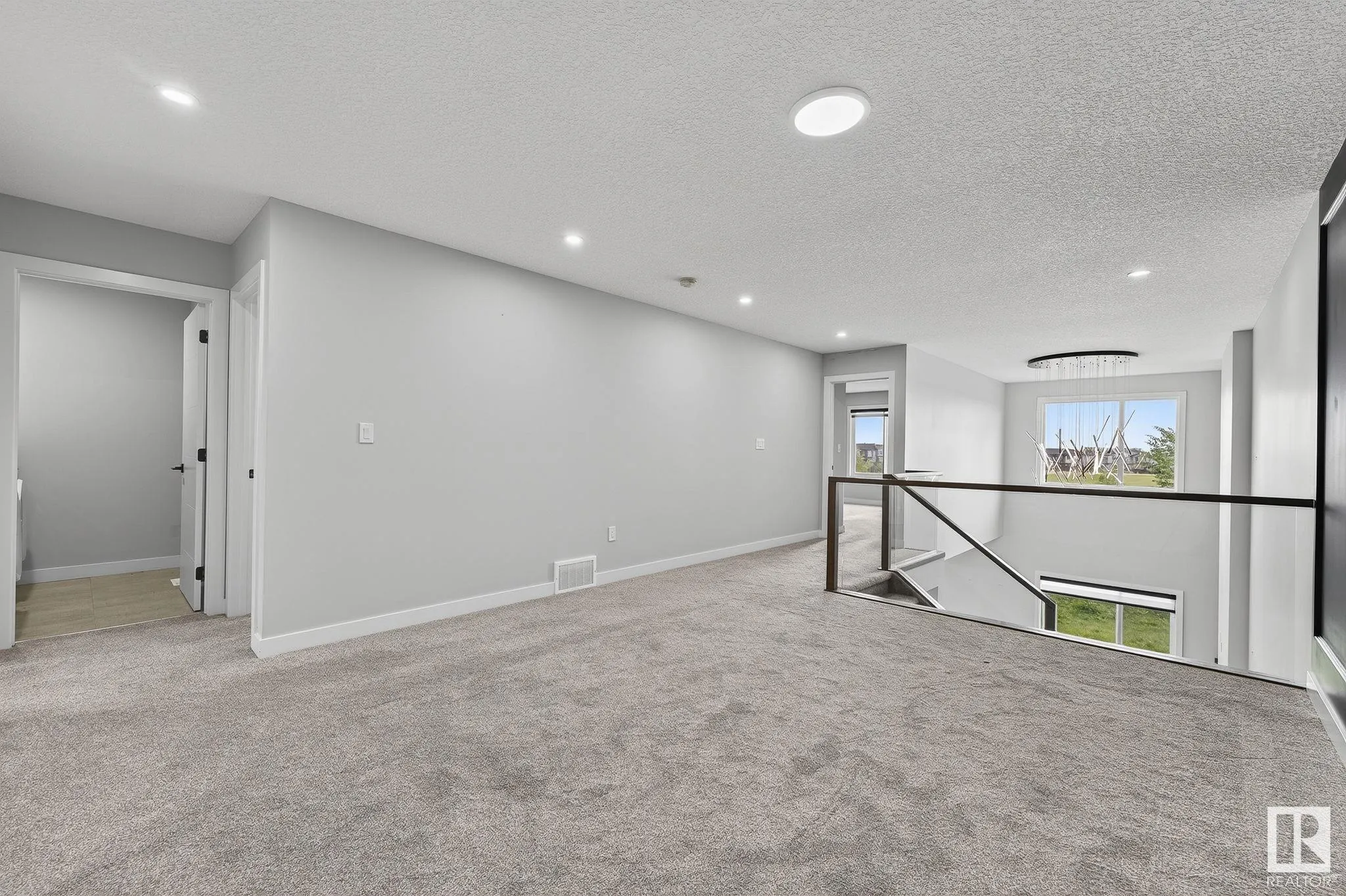 5323 KIMBALL Place