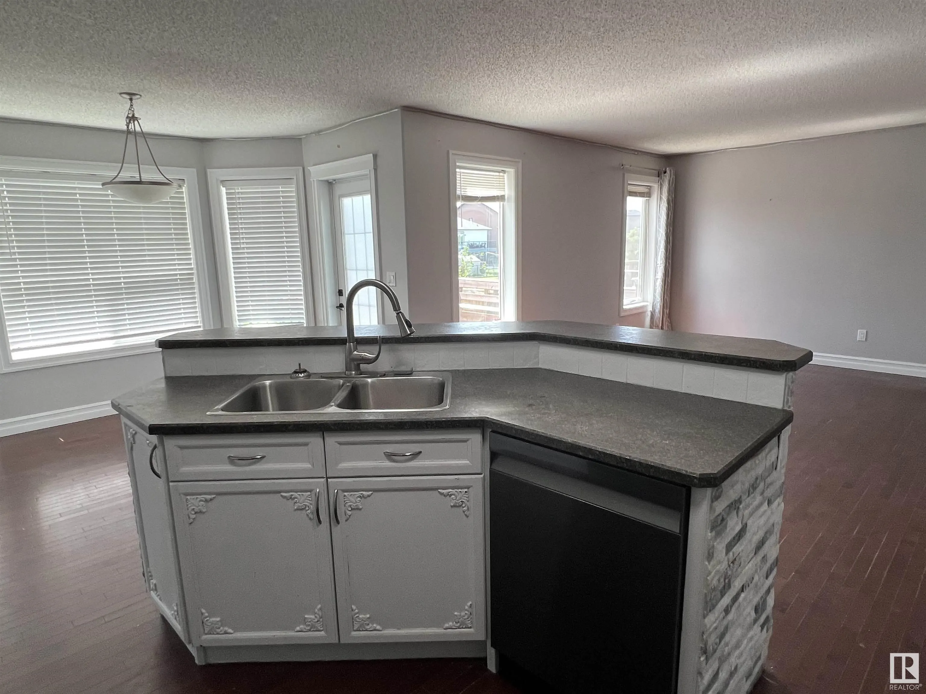 21 BIRCH Place