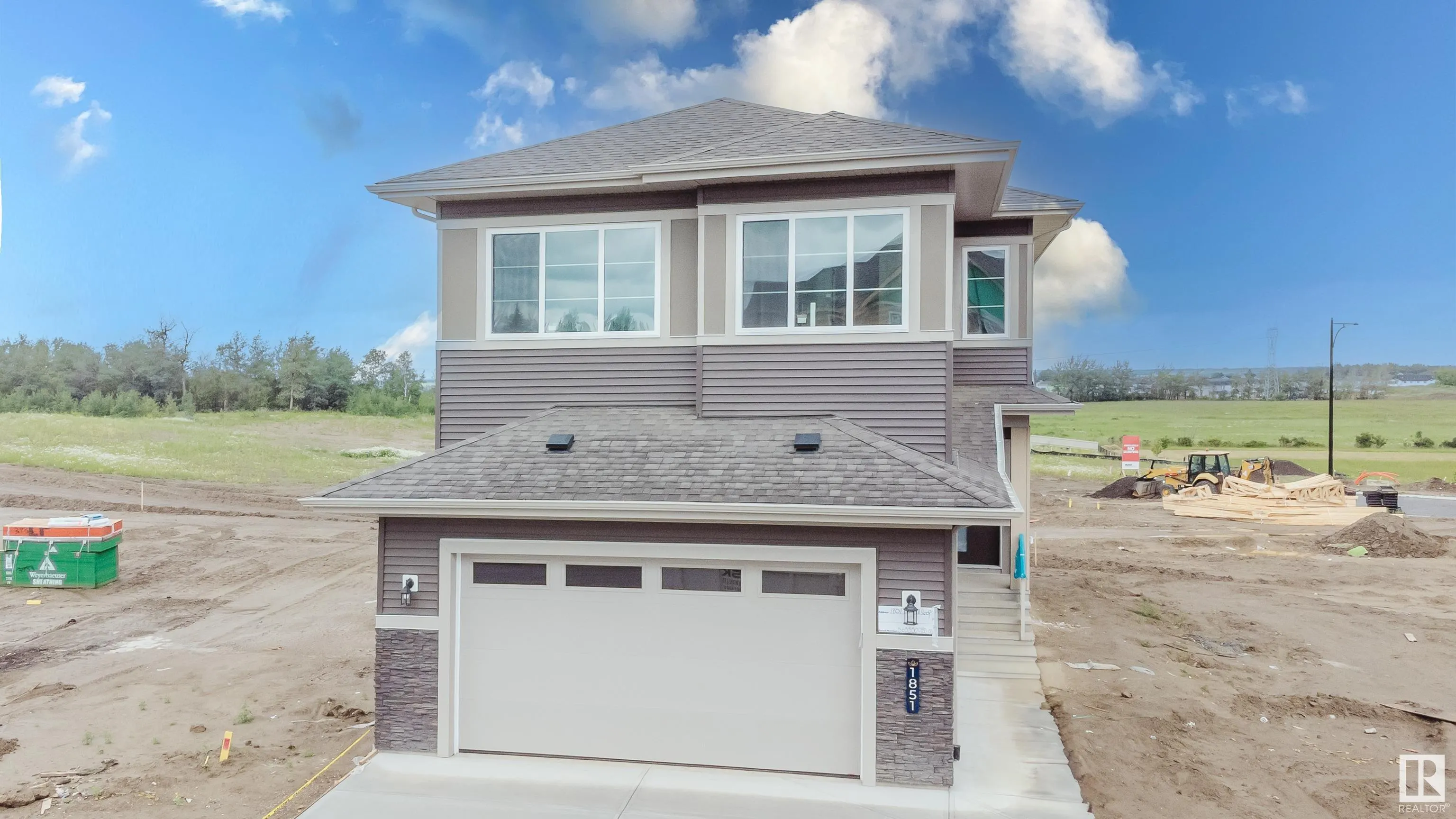 1851 Crossbill Loop