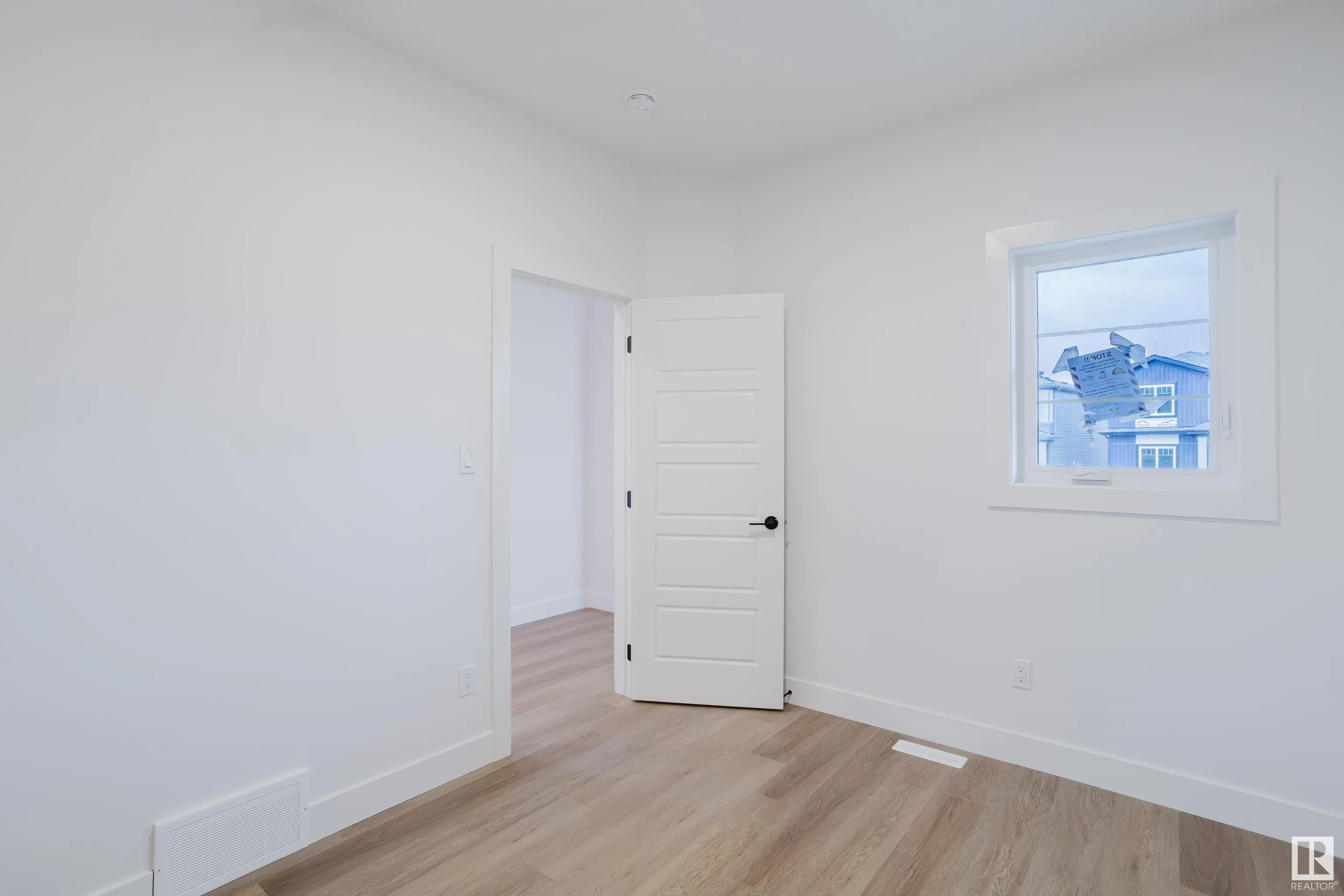 1851 Crossbill Loop