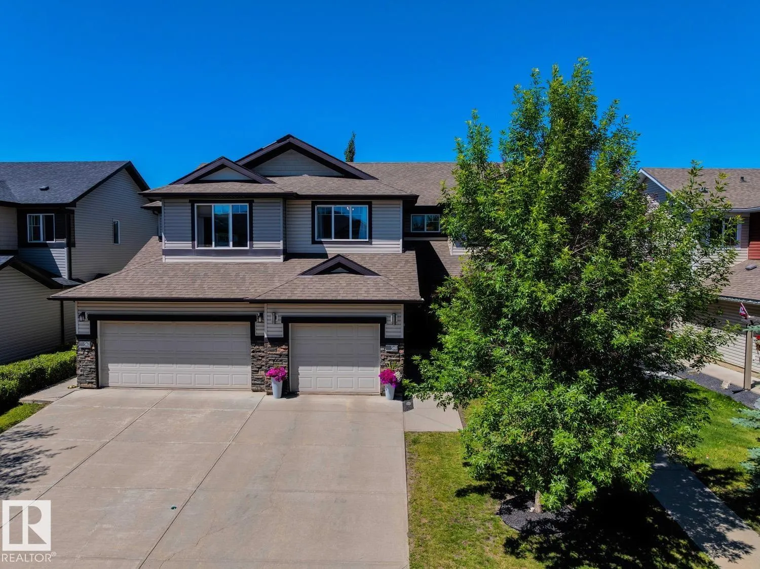 560 CHAPPELLE Drive