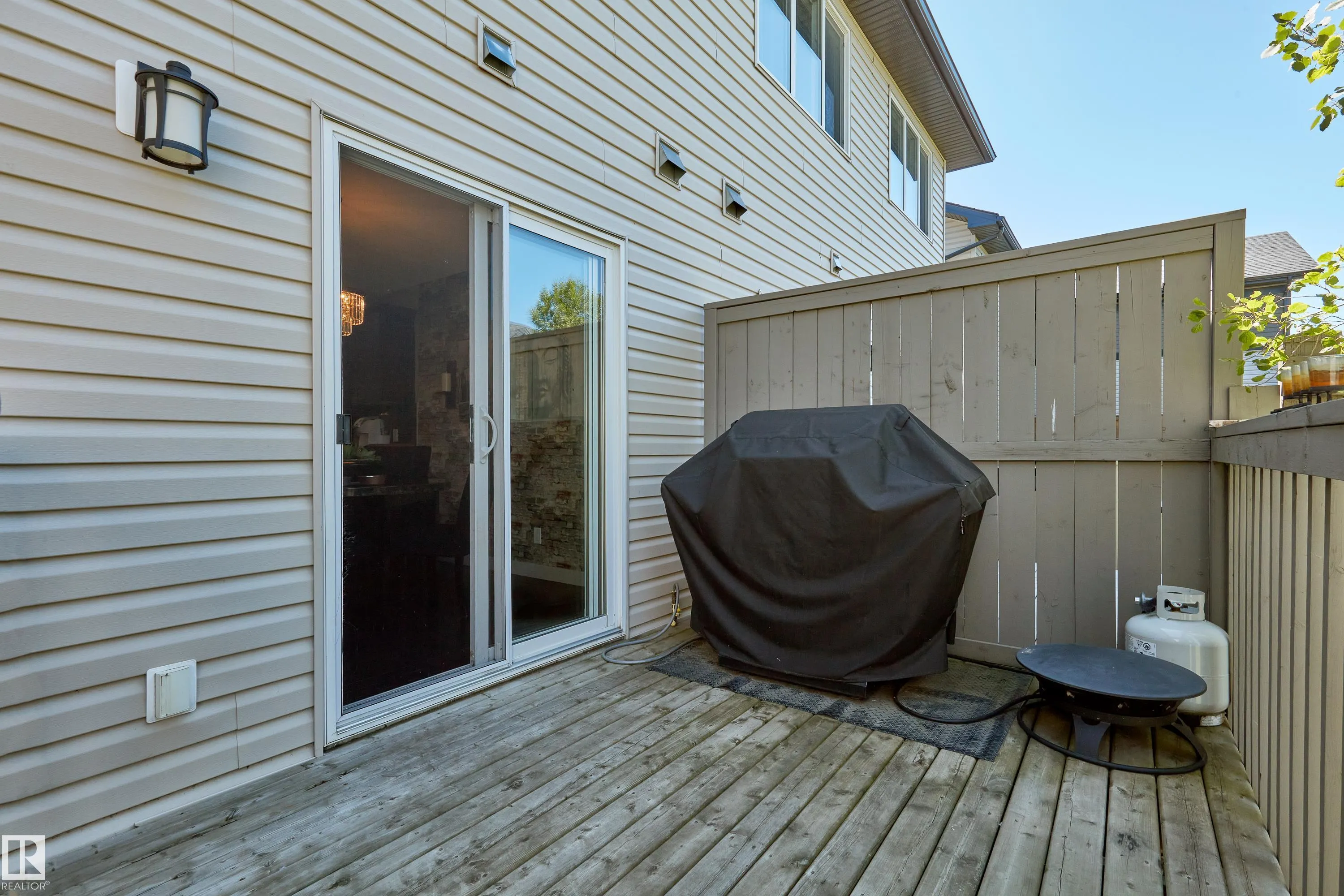 560 CHAPPELLE Drive