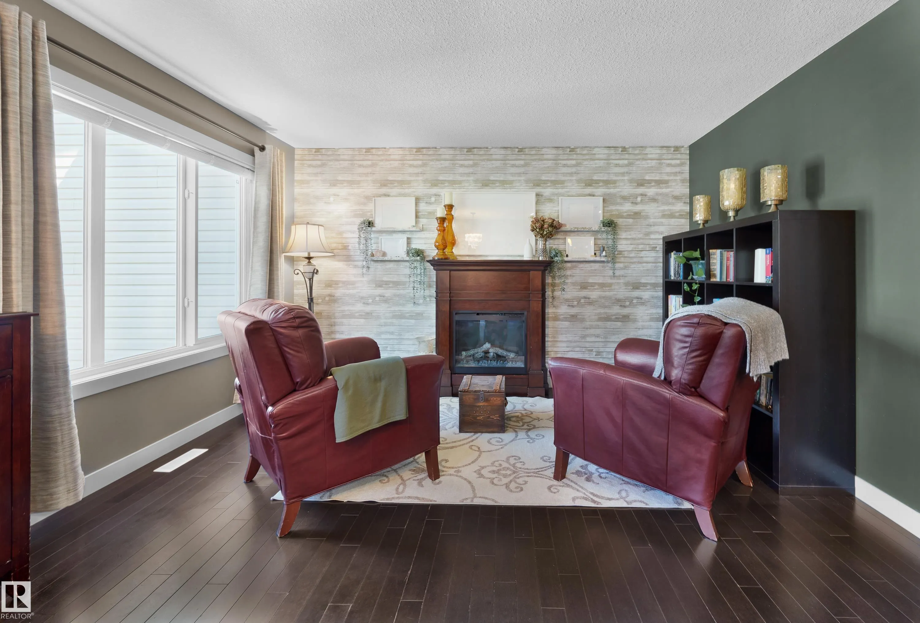 560 CHAPPELLE Drive