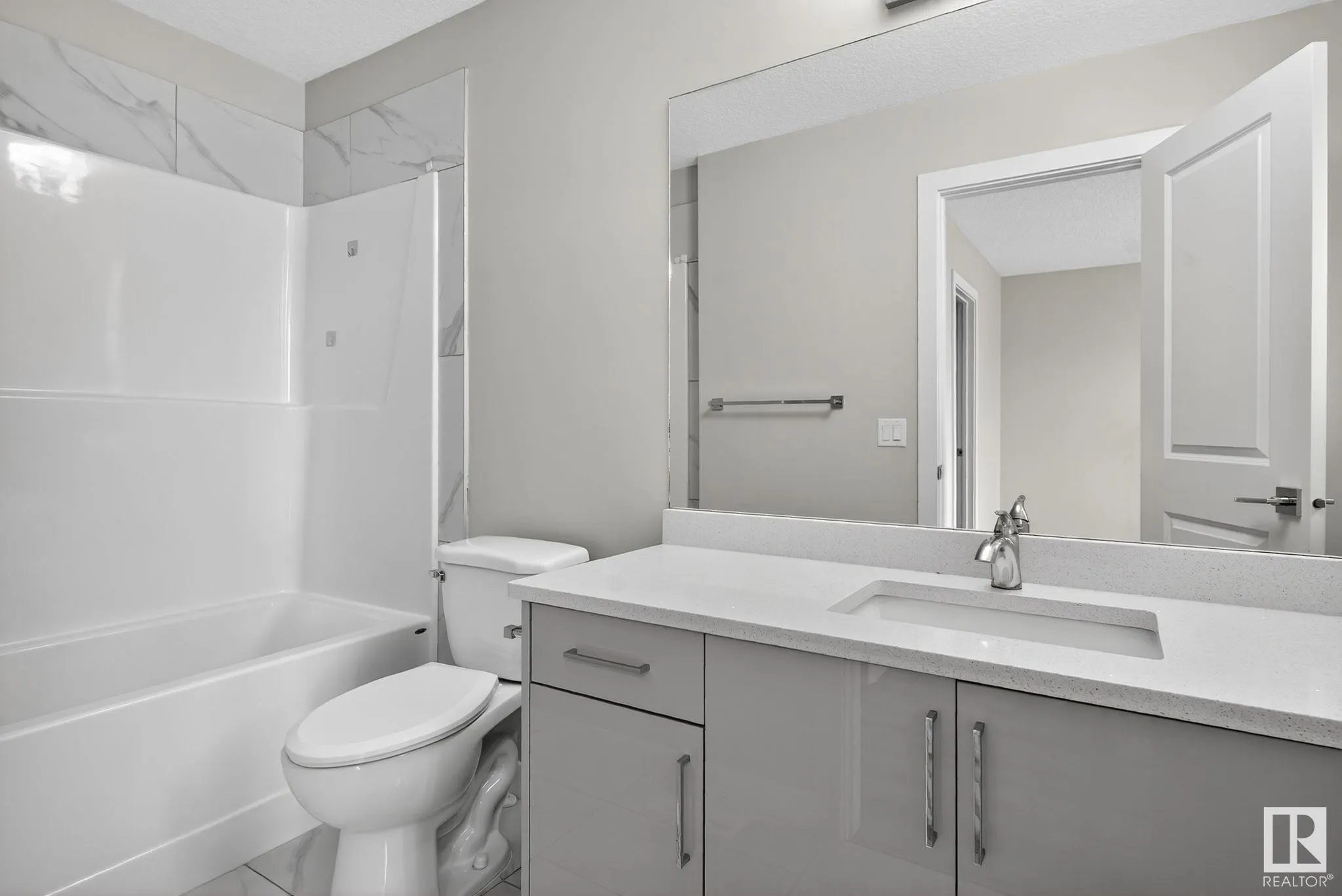 4883 ALWOOD Pt.