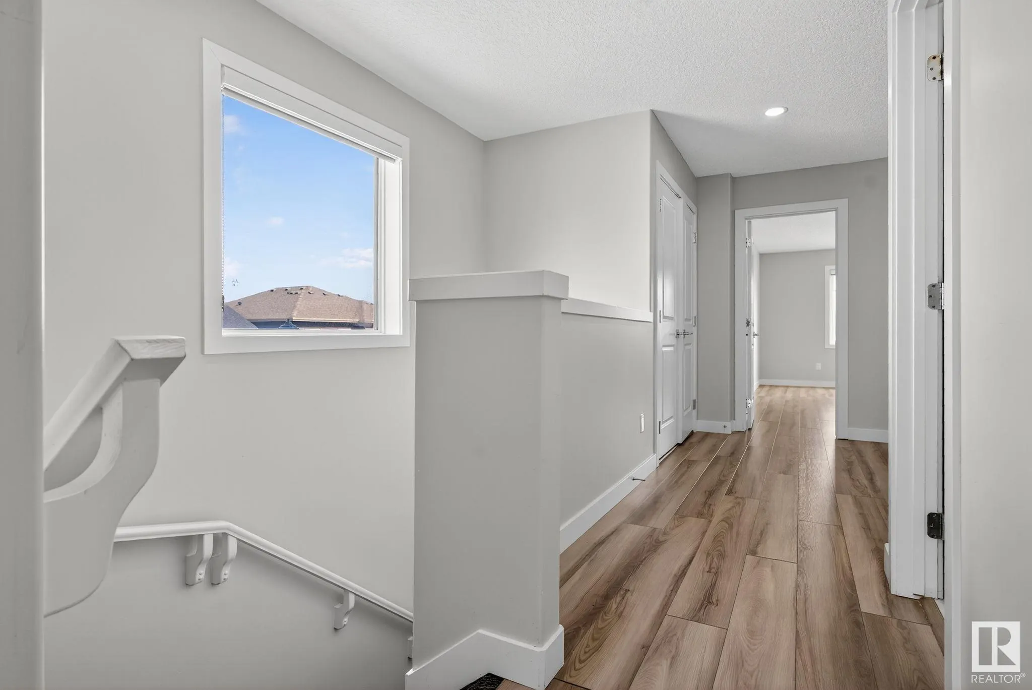 4883 ALWOOD Pt.