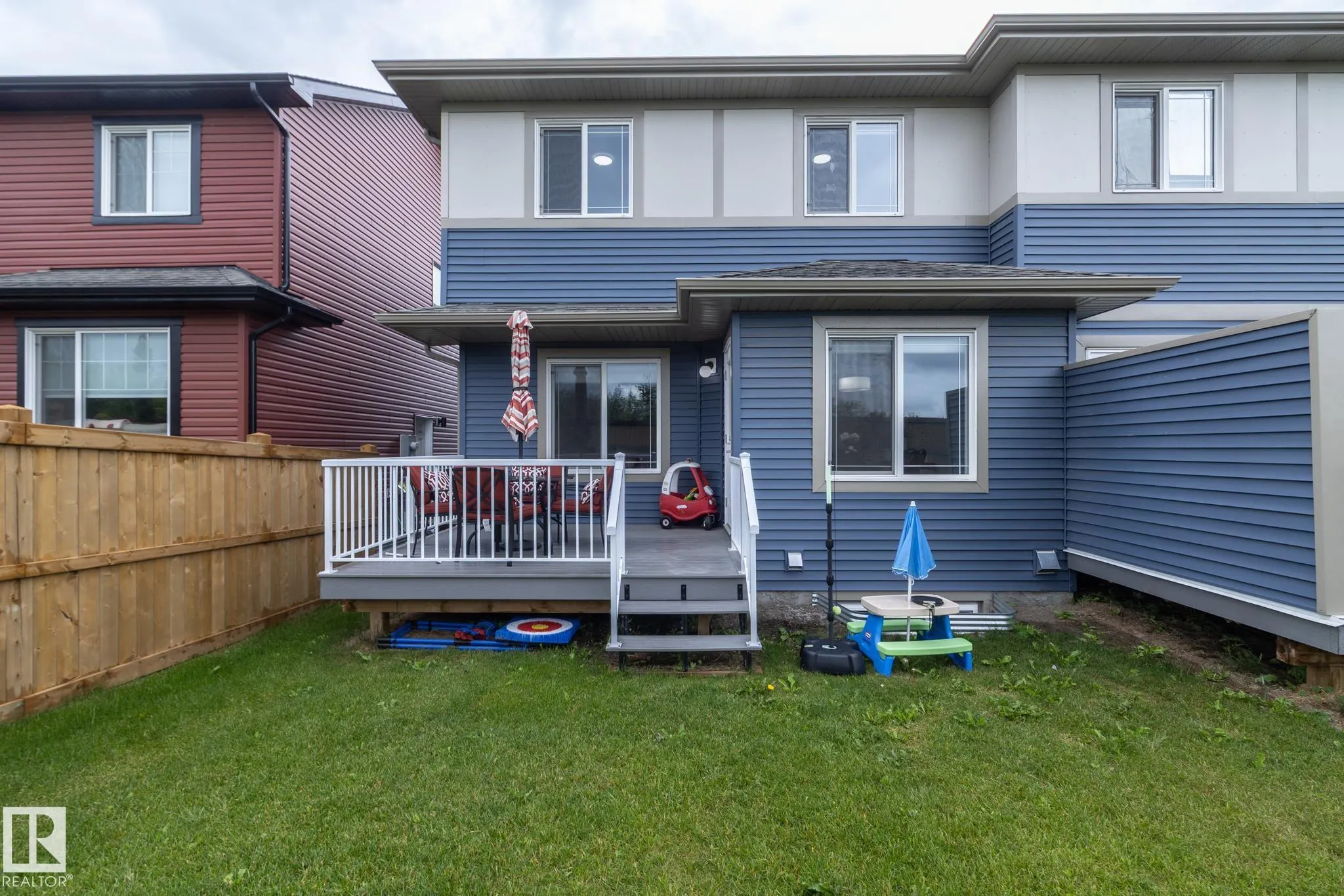 5117 Lark Crescent