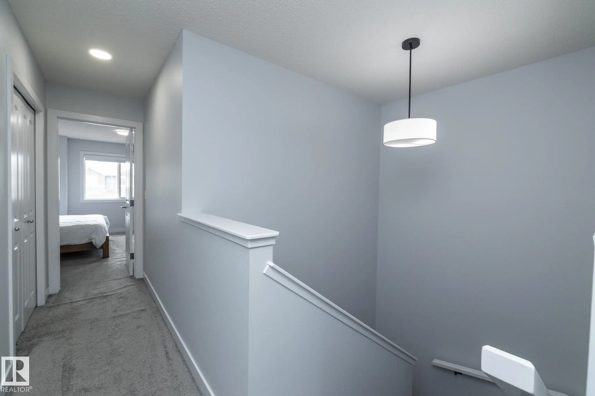 5117 Lark Crescent