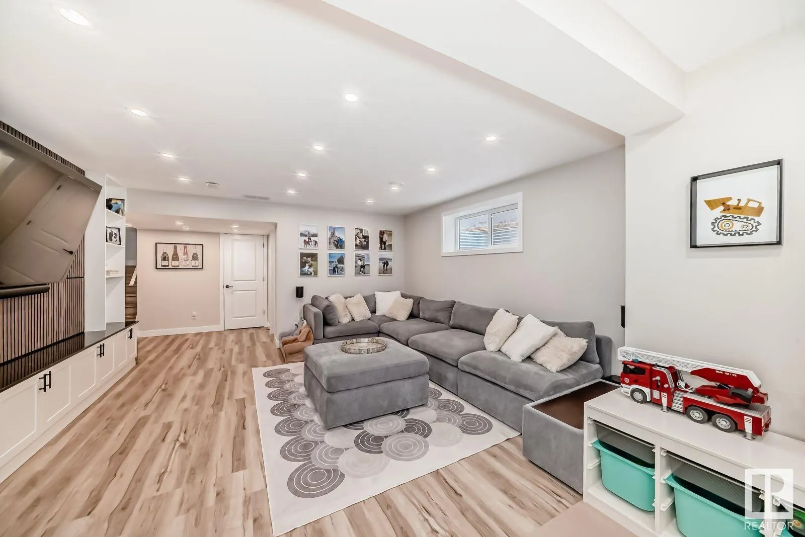 220 FOXTAIL Way