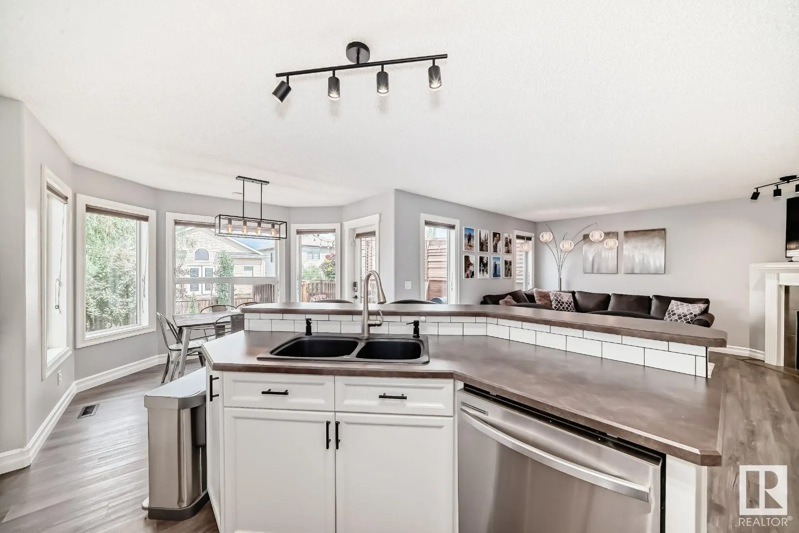 220 FOXTAIL Way