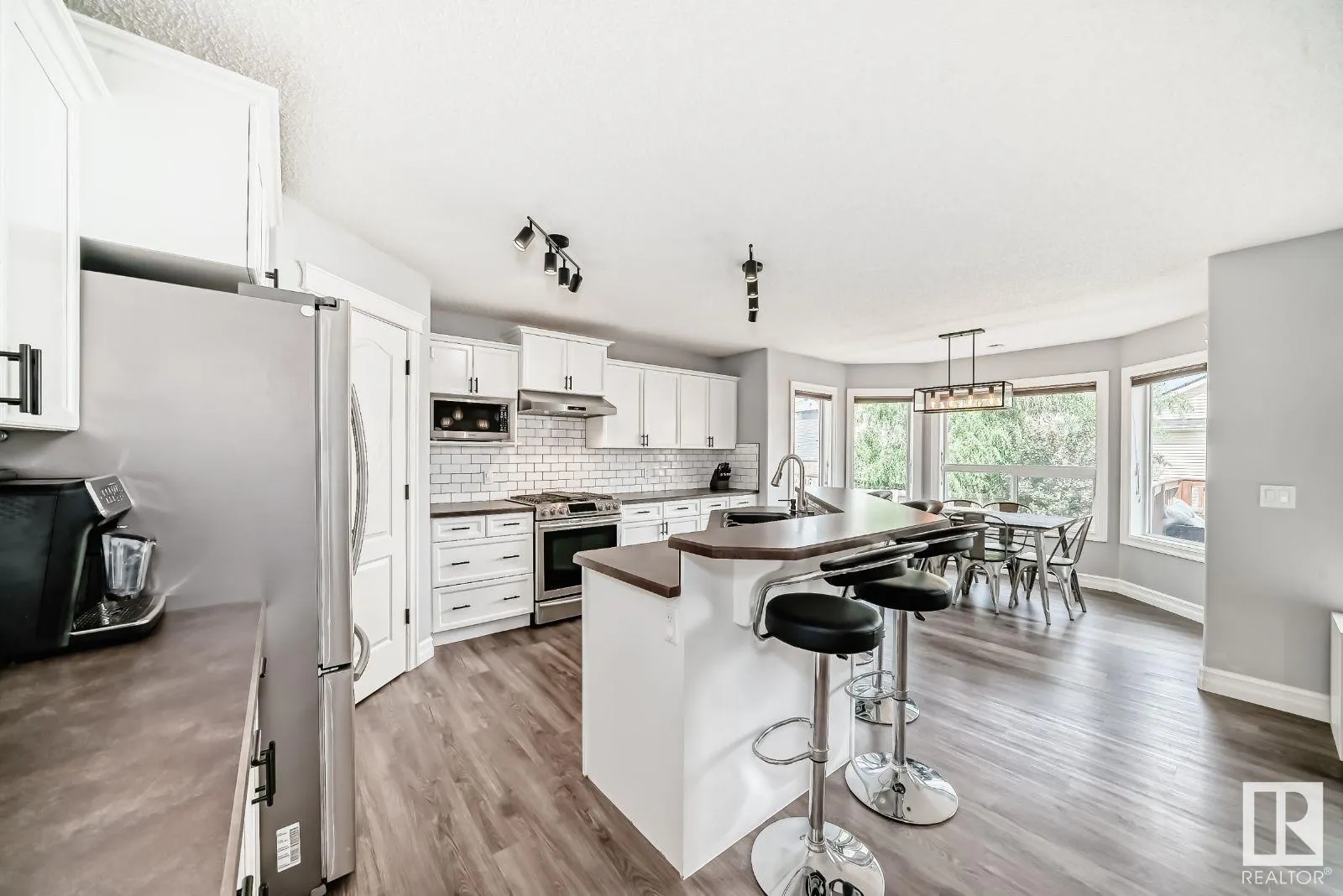 220 FOXTAIL Way