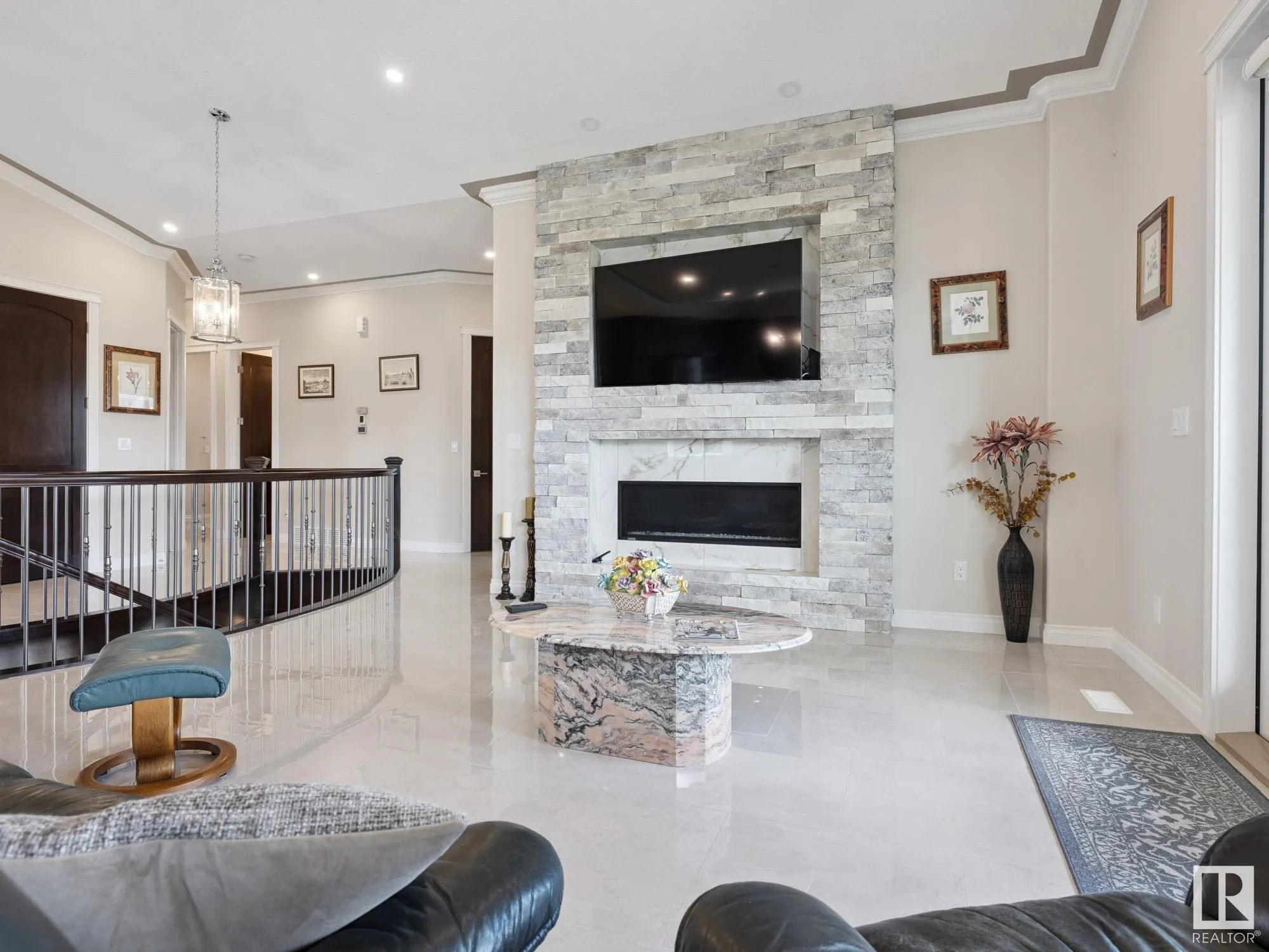 4707 WOOLSEY Common