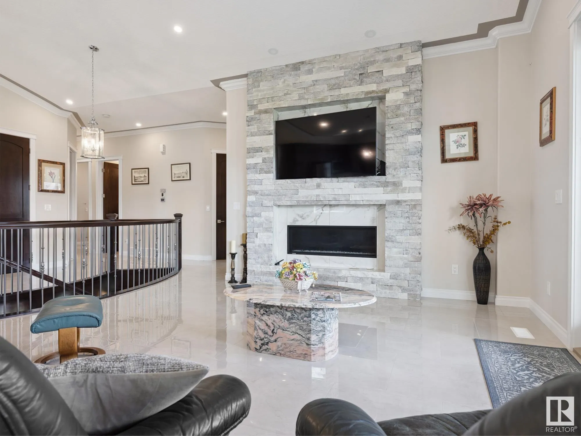 4707 WOOLSEY Common