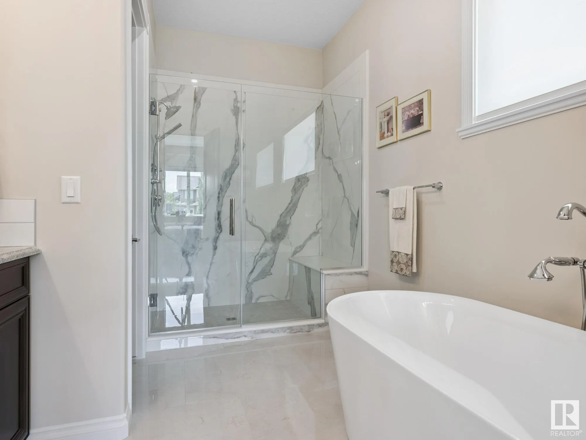 4707 WOOLSEY Common