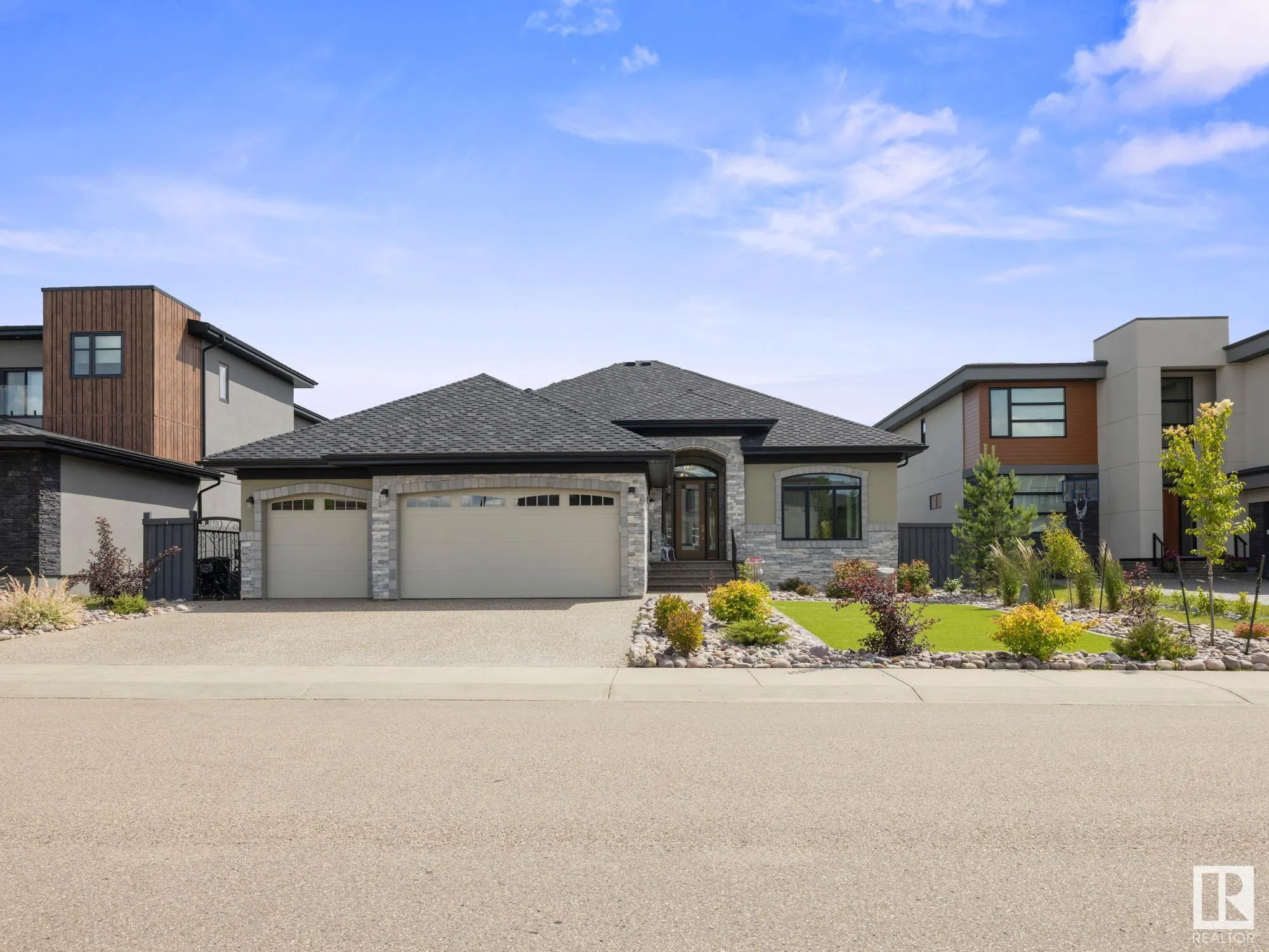 4707 WOOLSEY Common