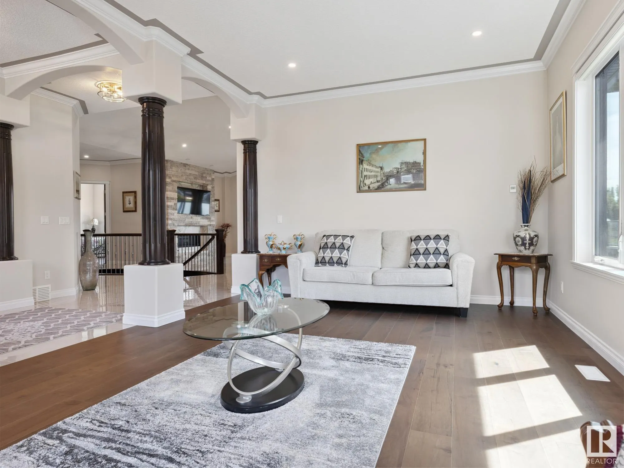4707 WOOLSEY Common