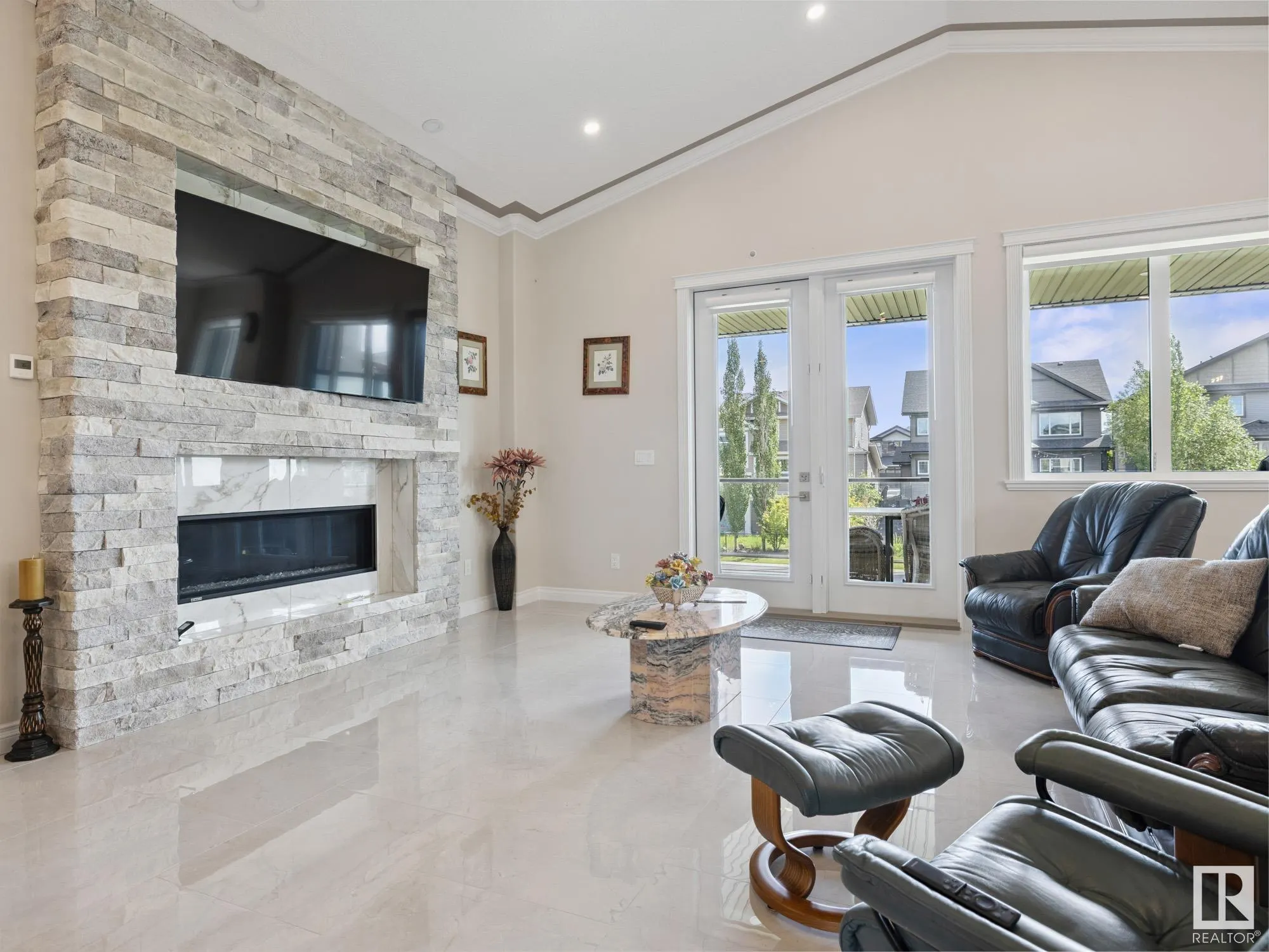 4707 WOOLSEY Common