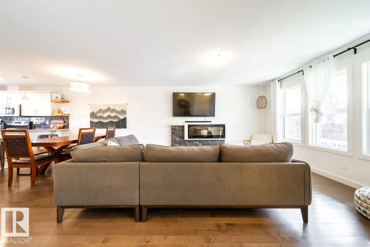 262 Robinson DR