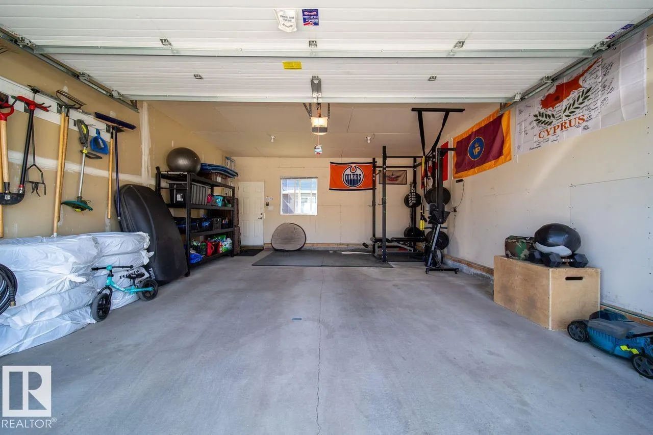 262 Robinson DR