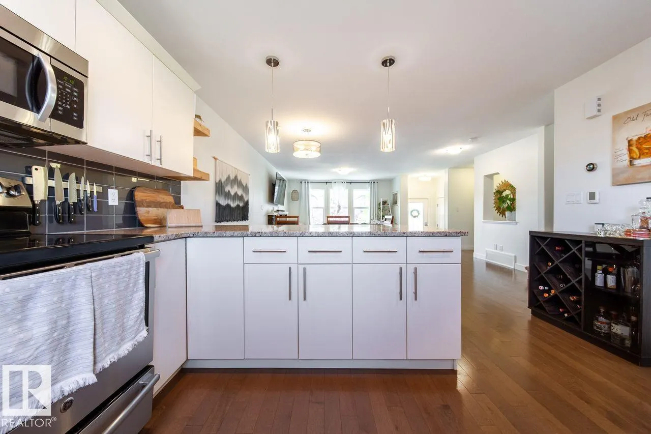 262 Robinson DR