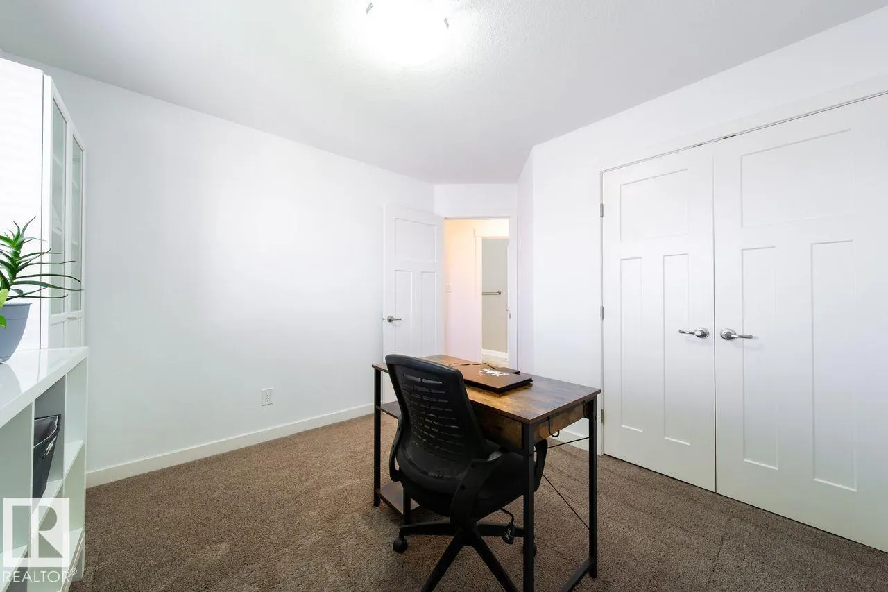 262 Robinson DR