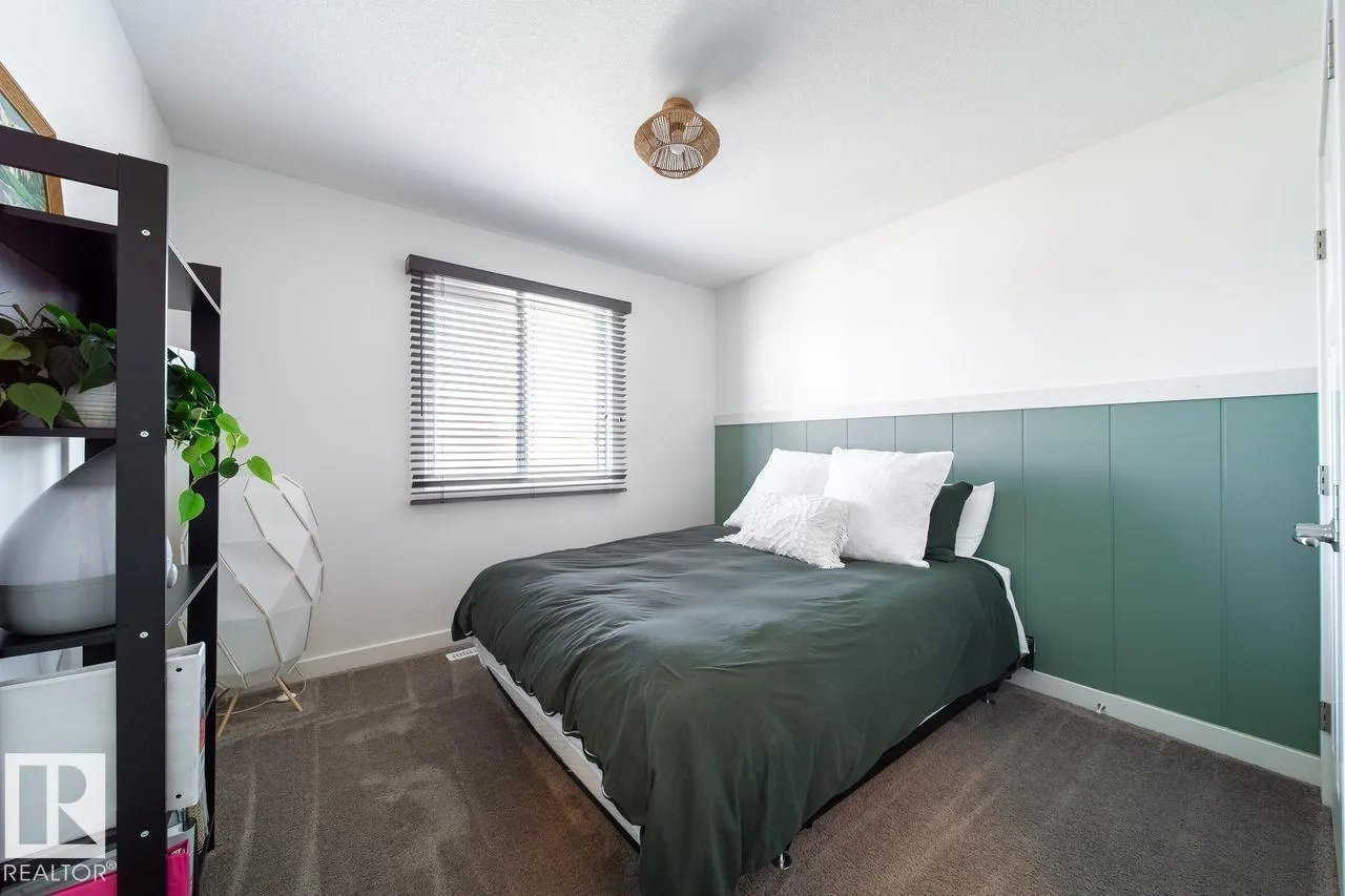 262 Robinson DR