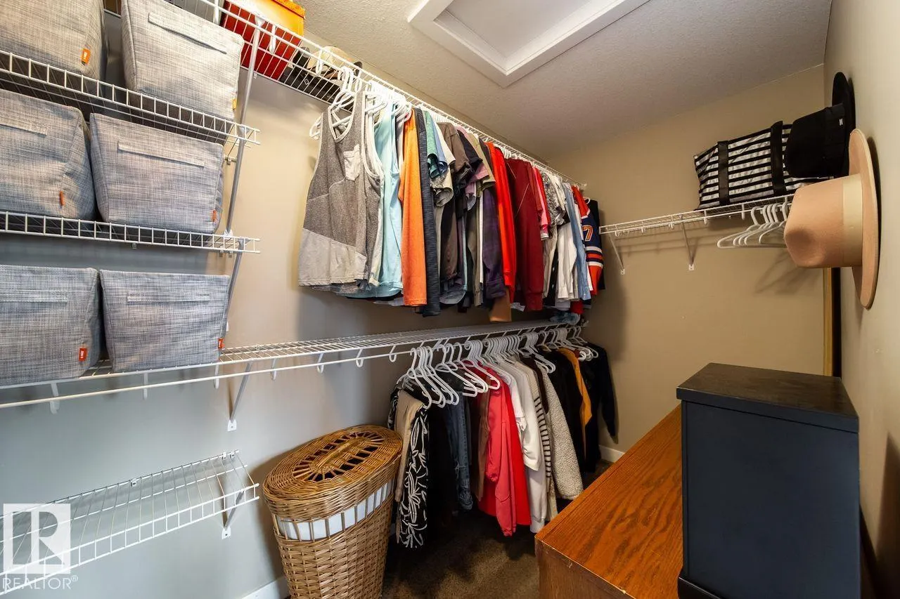 262 Robinson DR