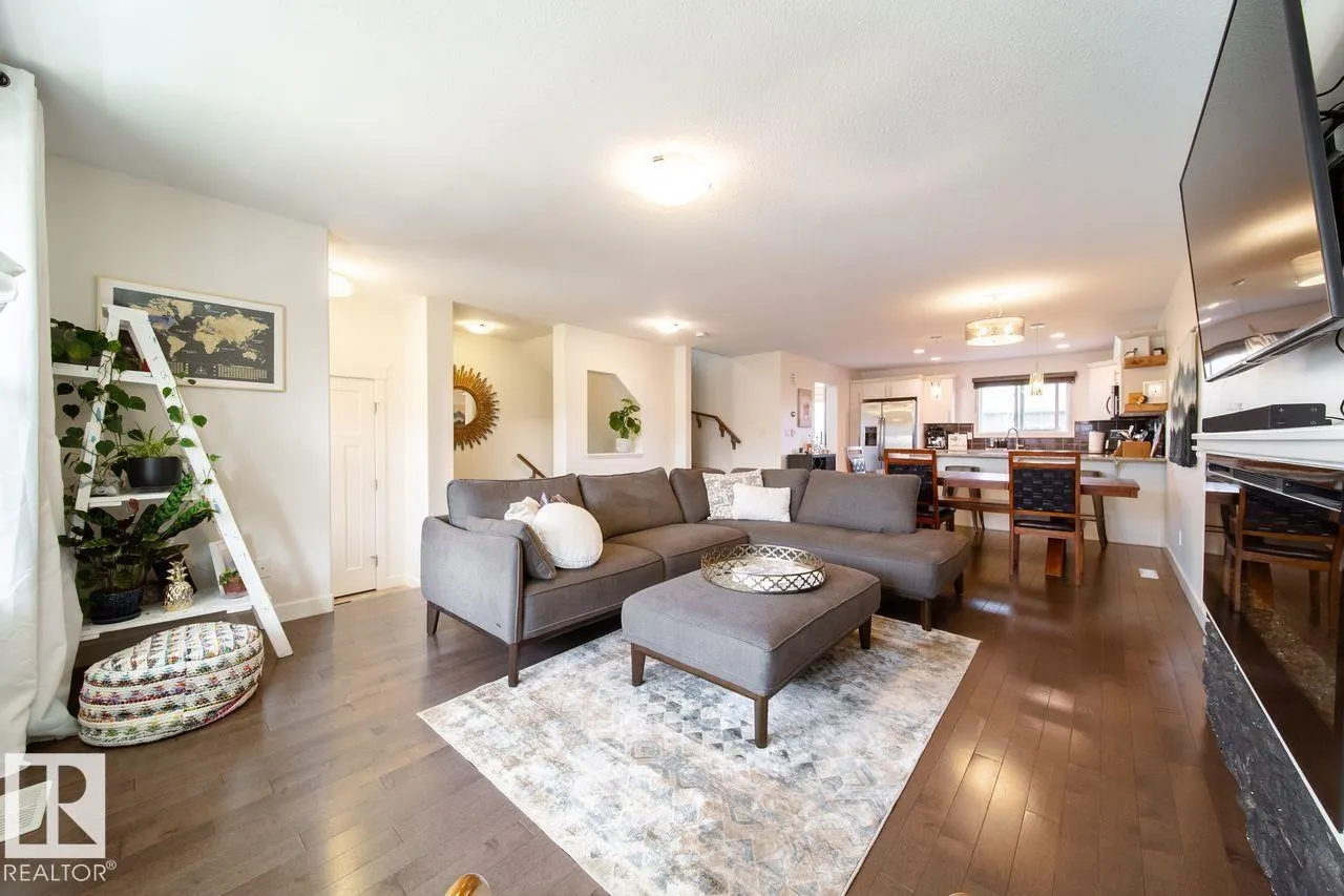 262 Robinson DR