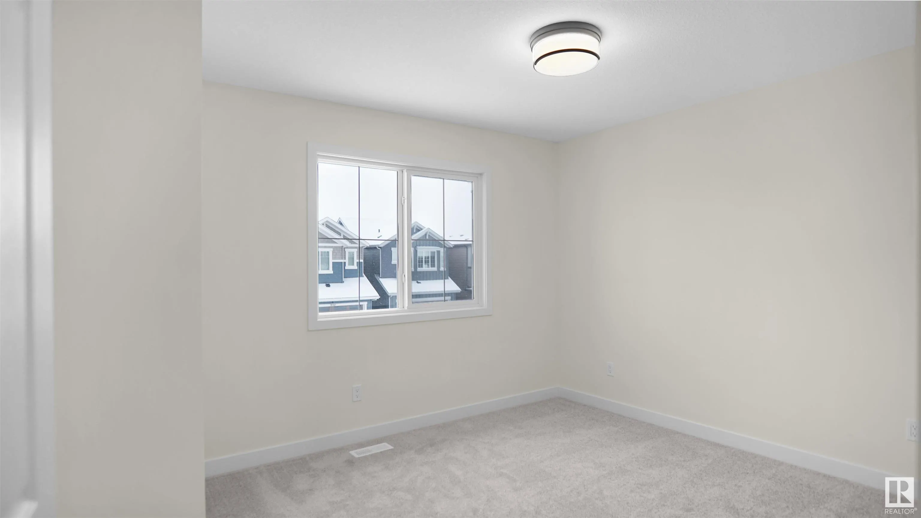 8899 Carson Way