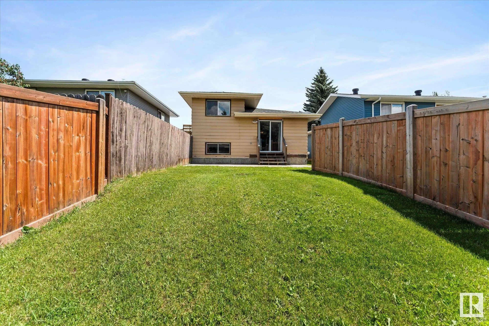 33 Westglen Crescent