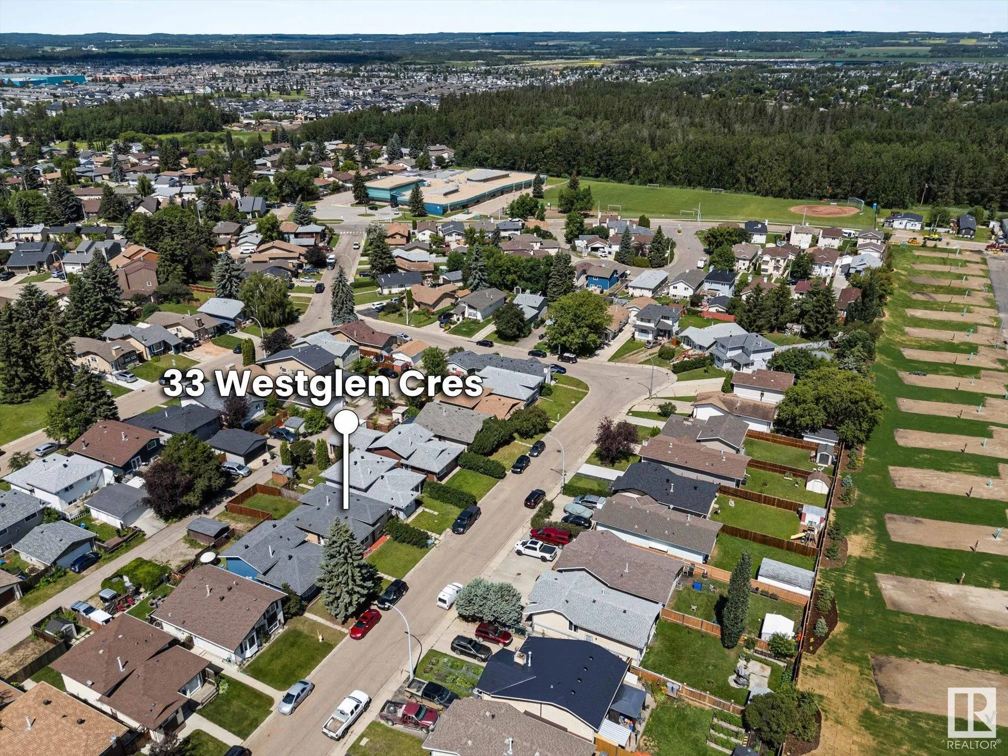33 Westglen Crescent