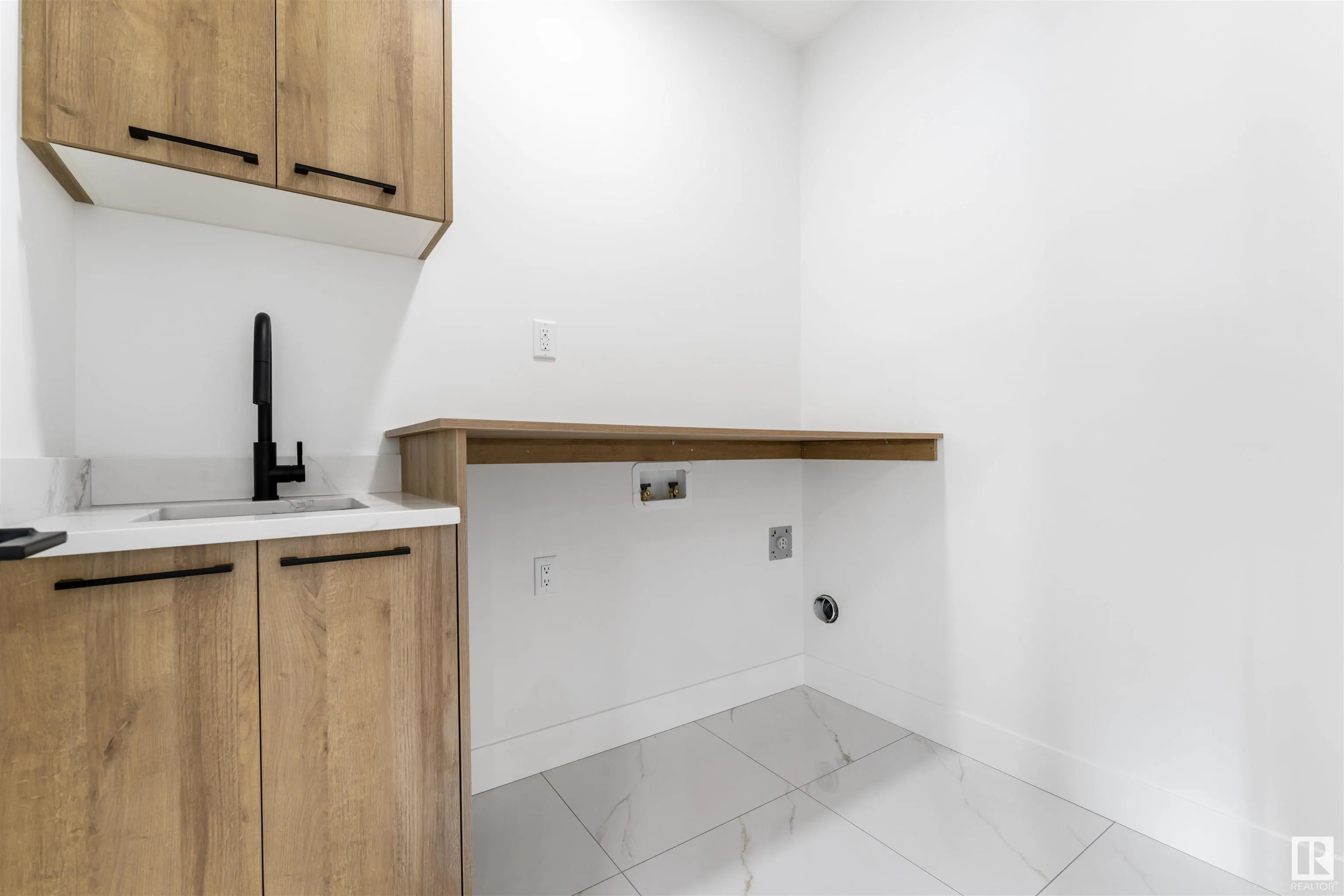 1780 WESTERRA Loop