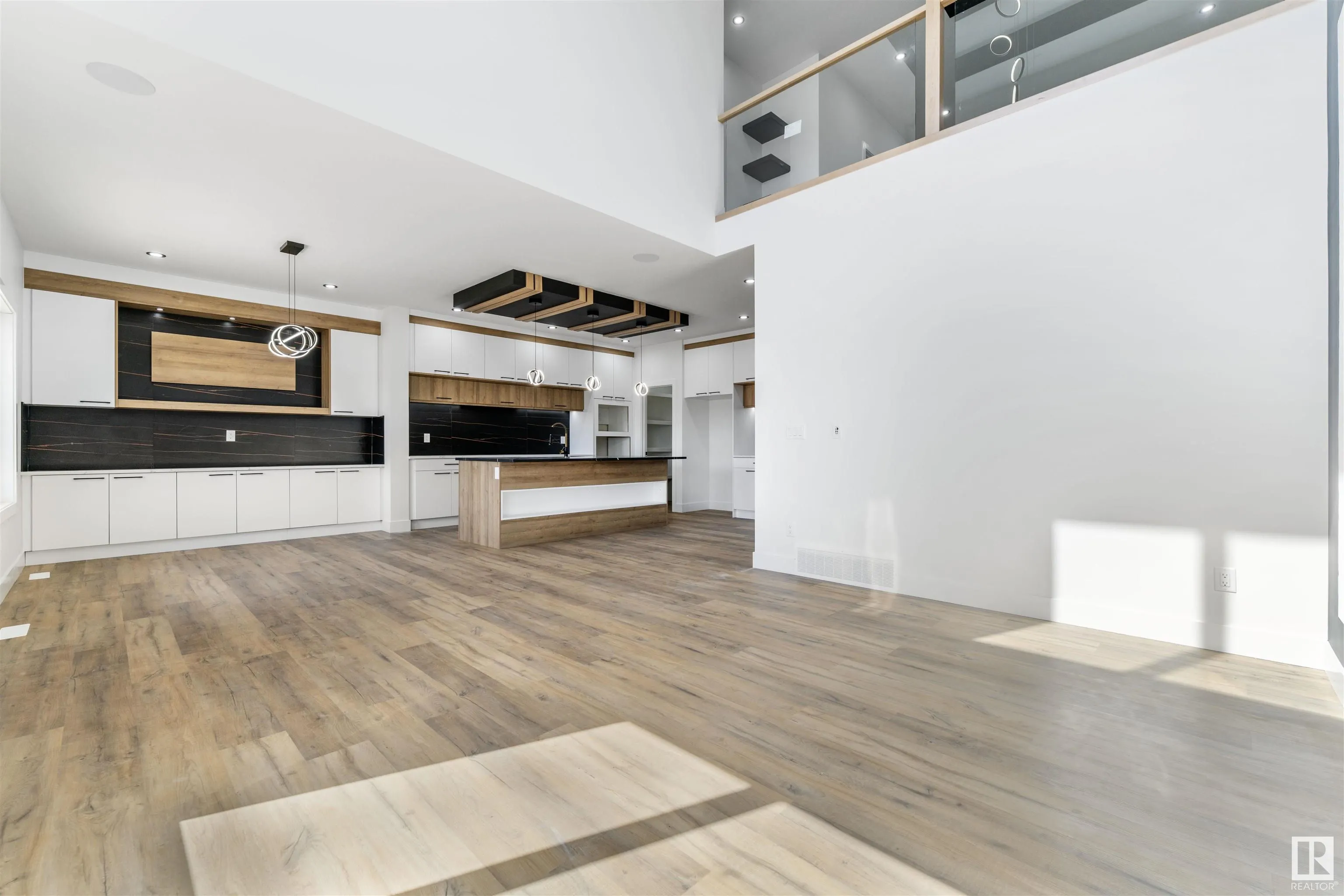 1780 WESTERRA Loop