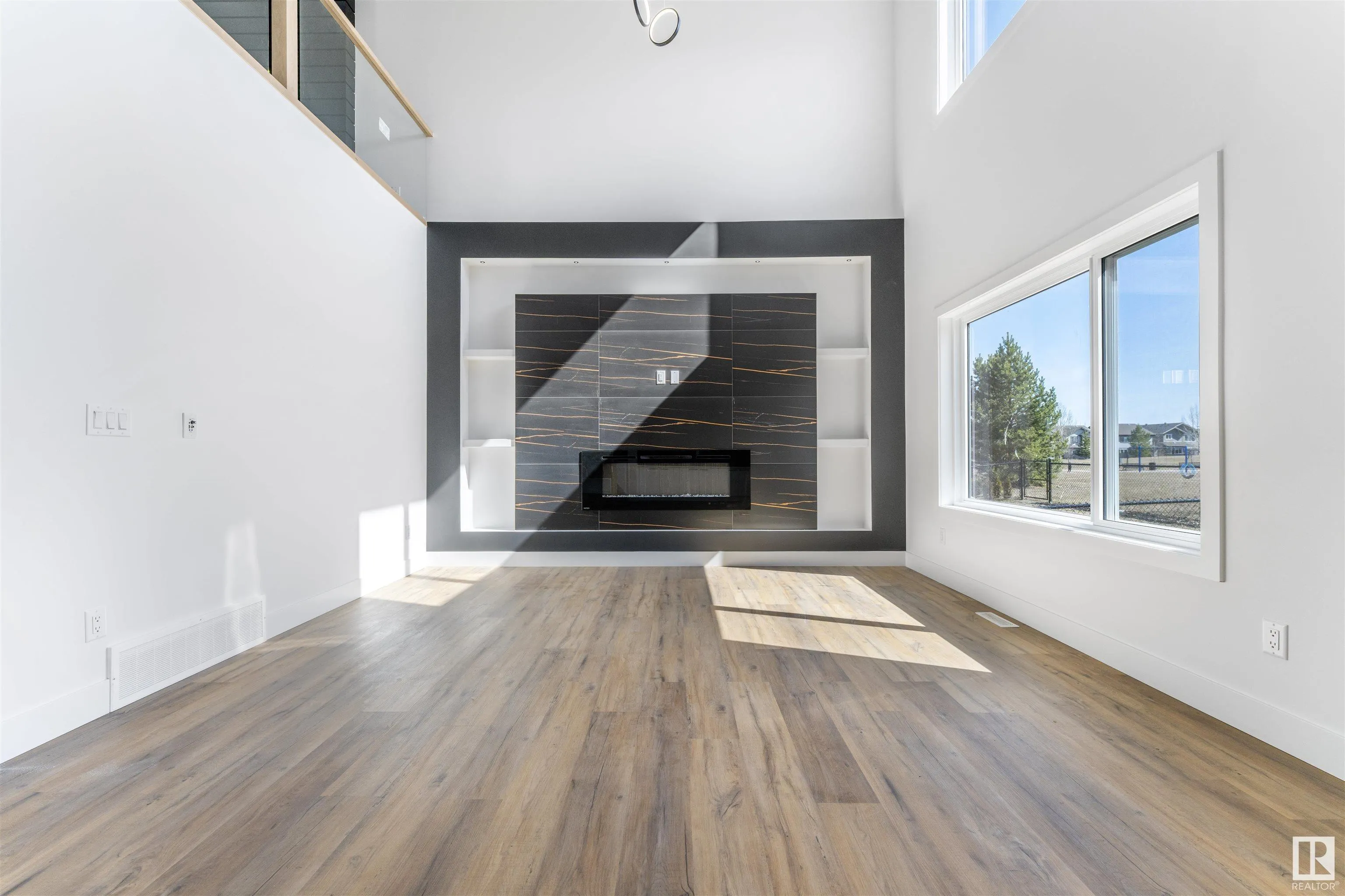 1780 WESTERRA Loop