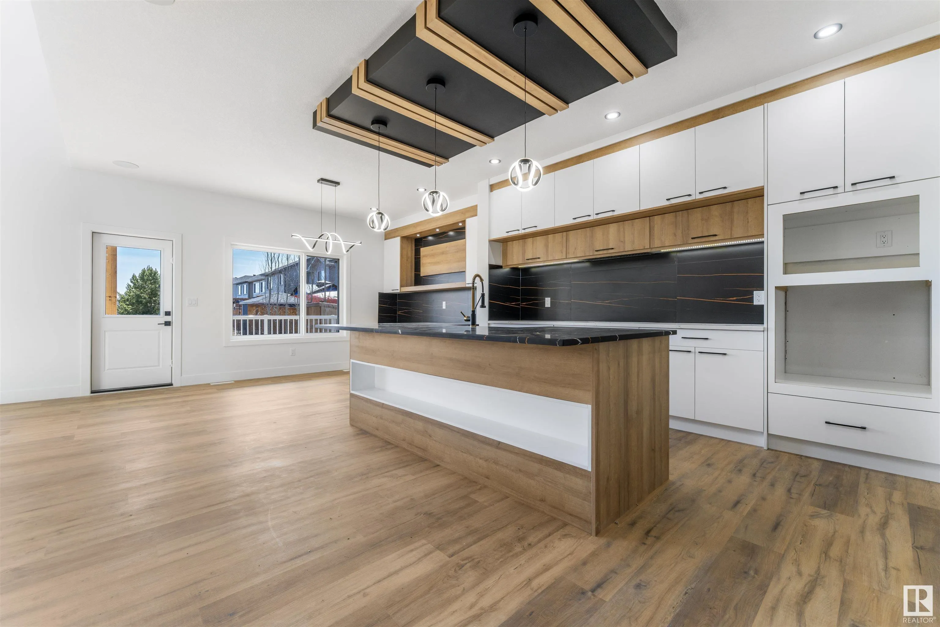1780 WESTERRA Loop