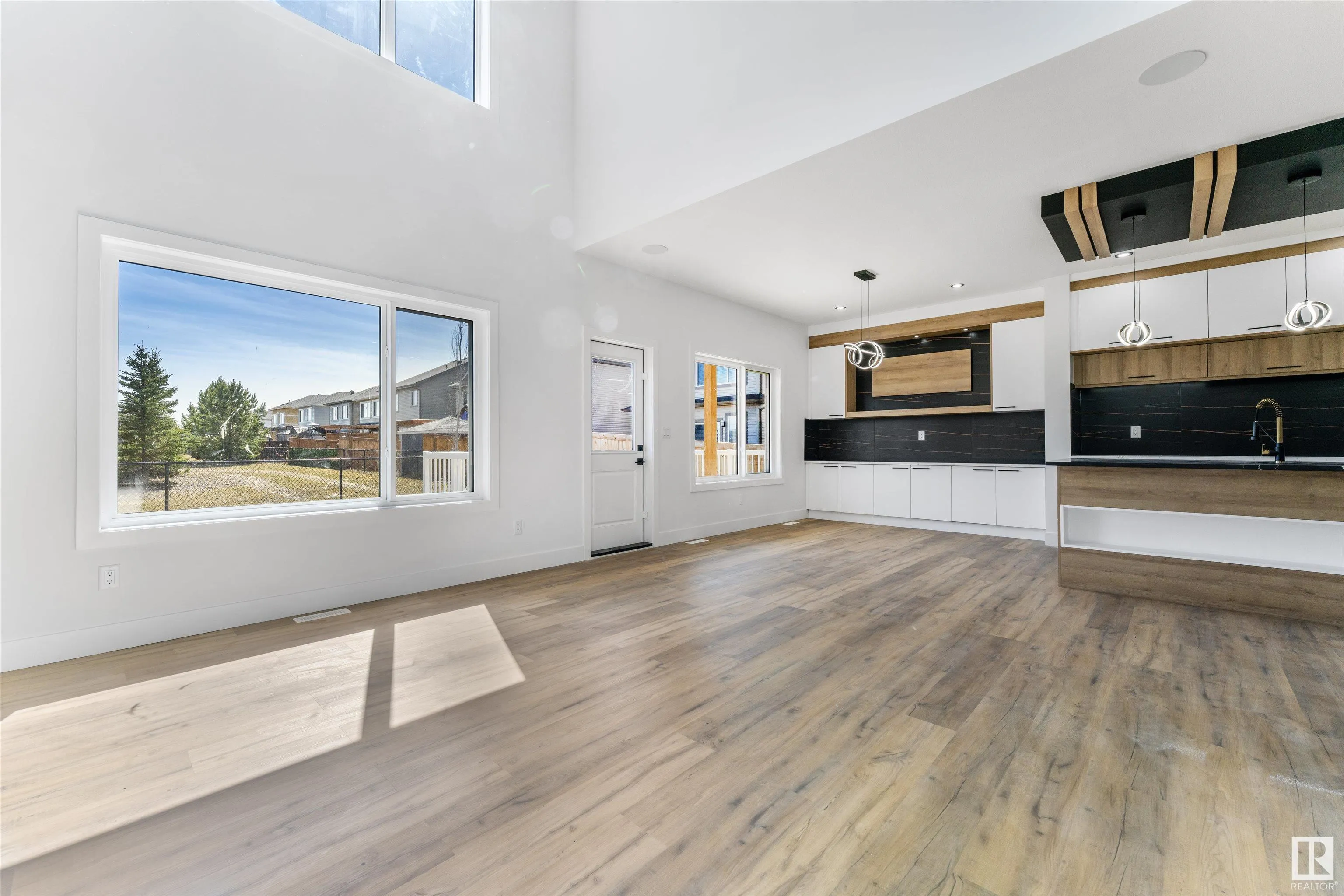 1780 WESTERRA Loop