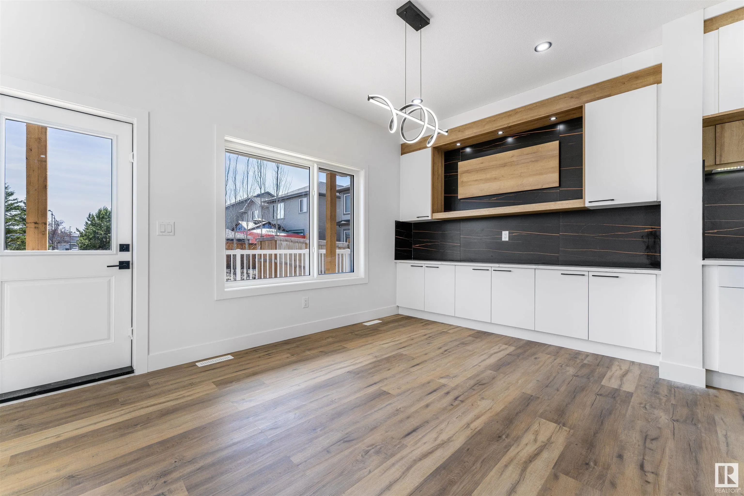 1780 WESTERRA Loop