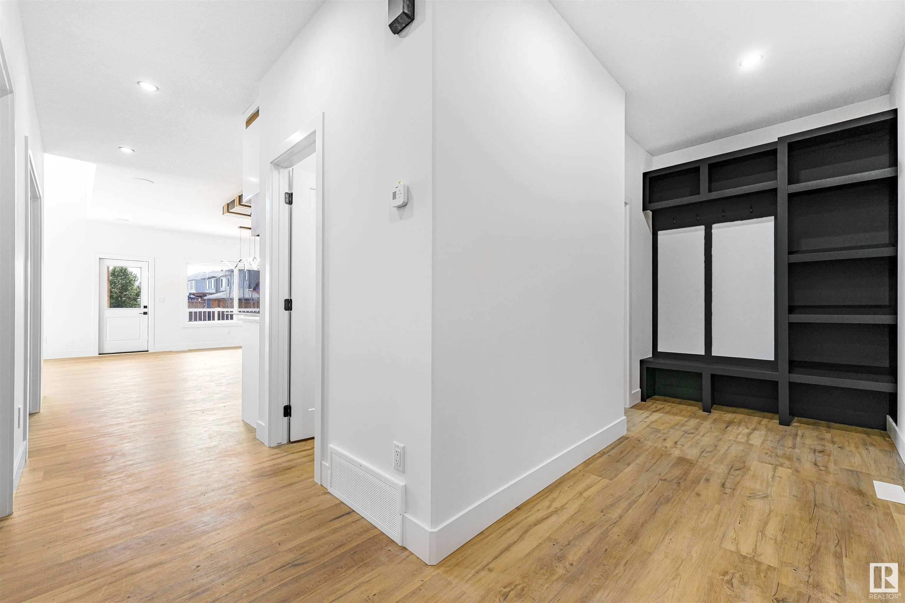 1780 WESTERRA Loop